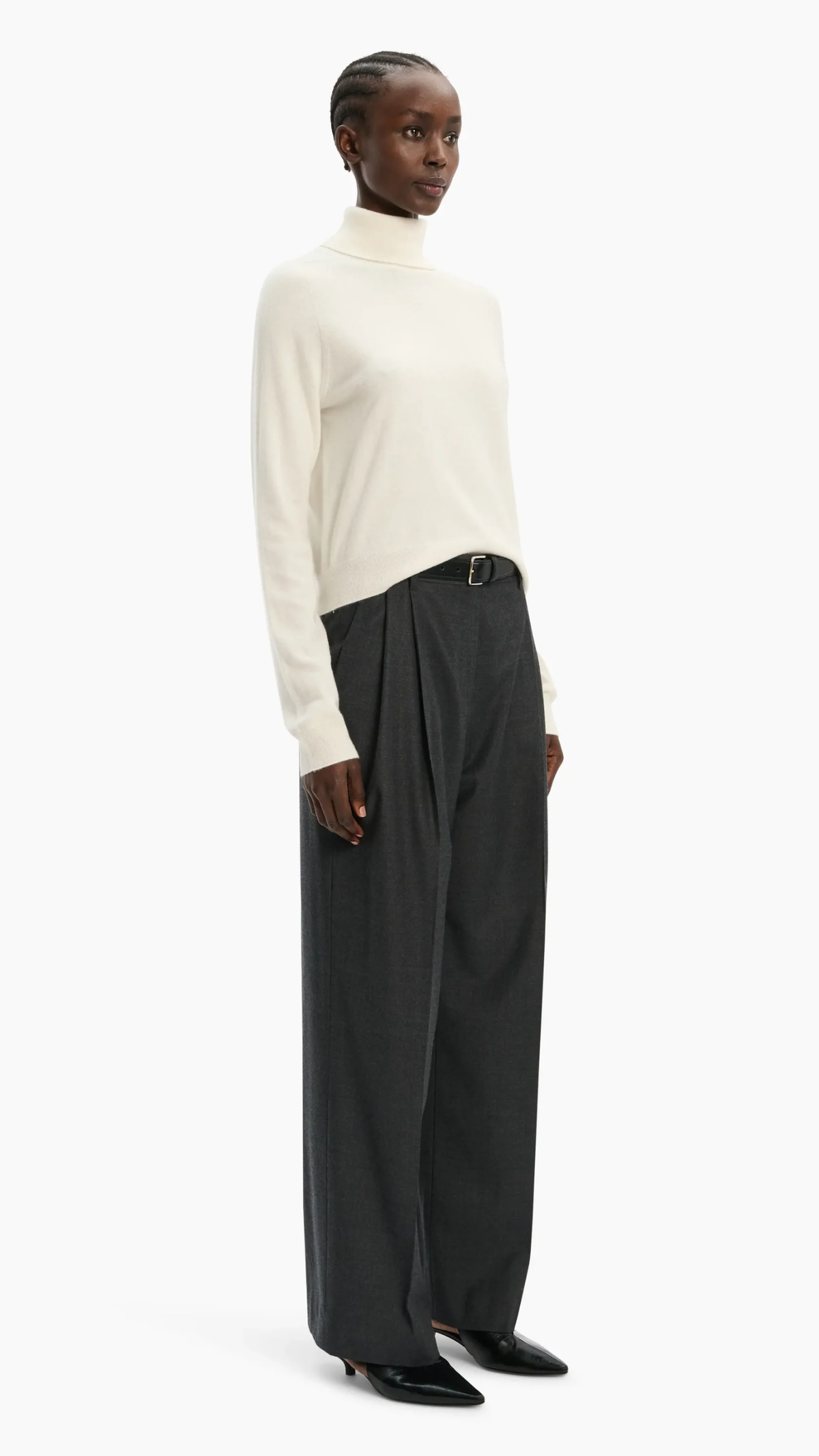 Arch 4 India Cashmere Turtleneck Sweater in Ivory