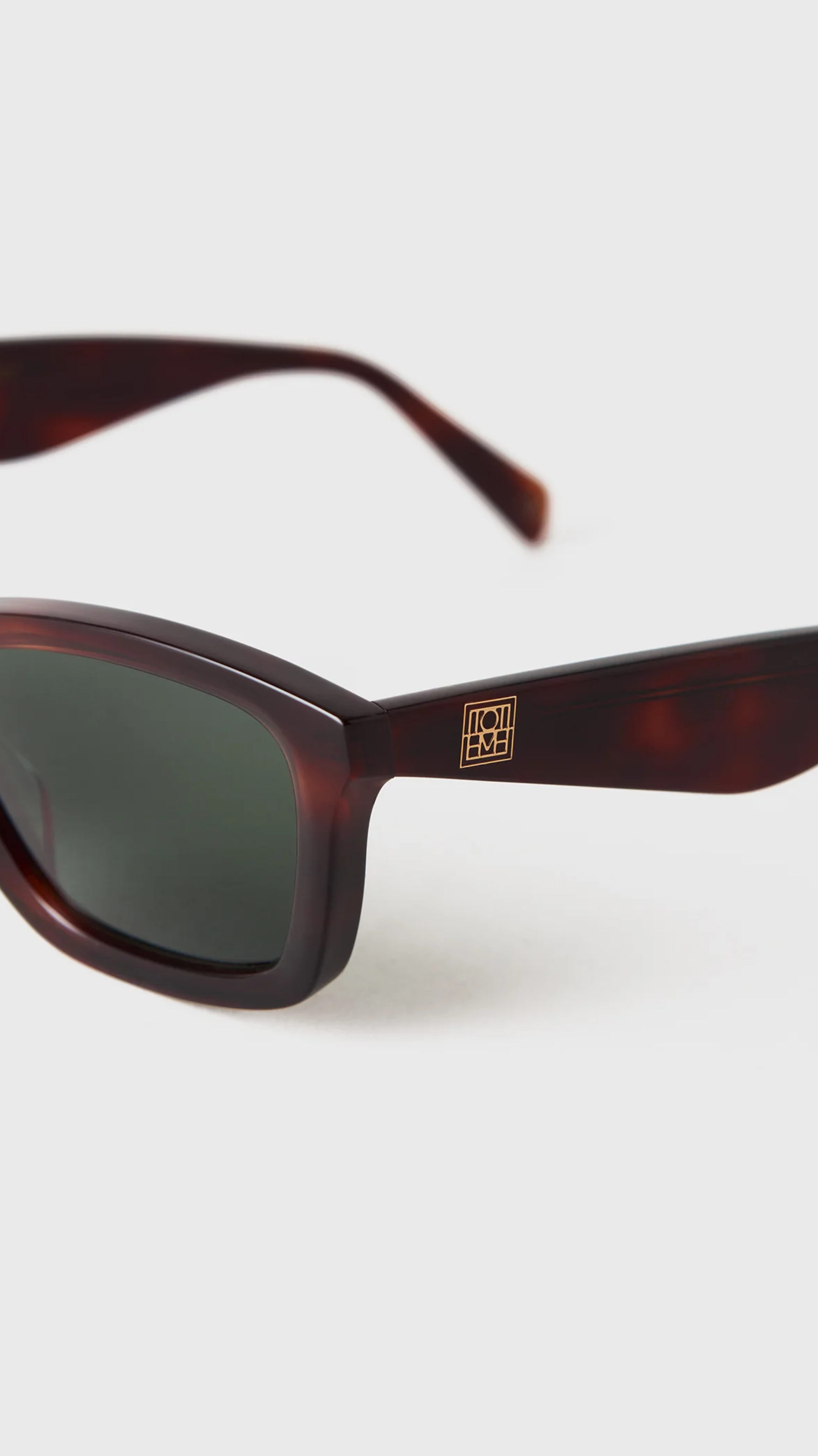 Toteme Classic Sunglasses in Havana