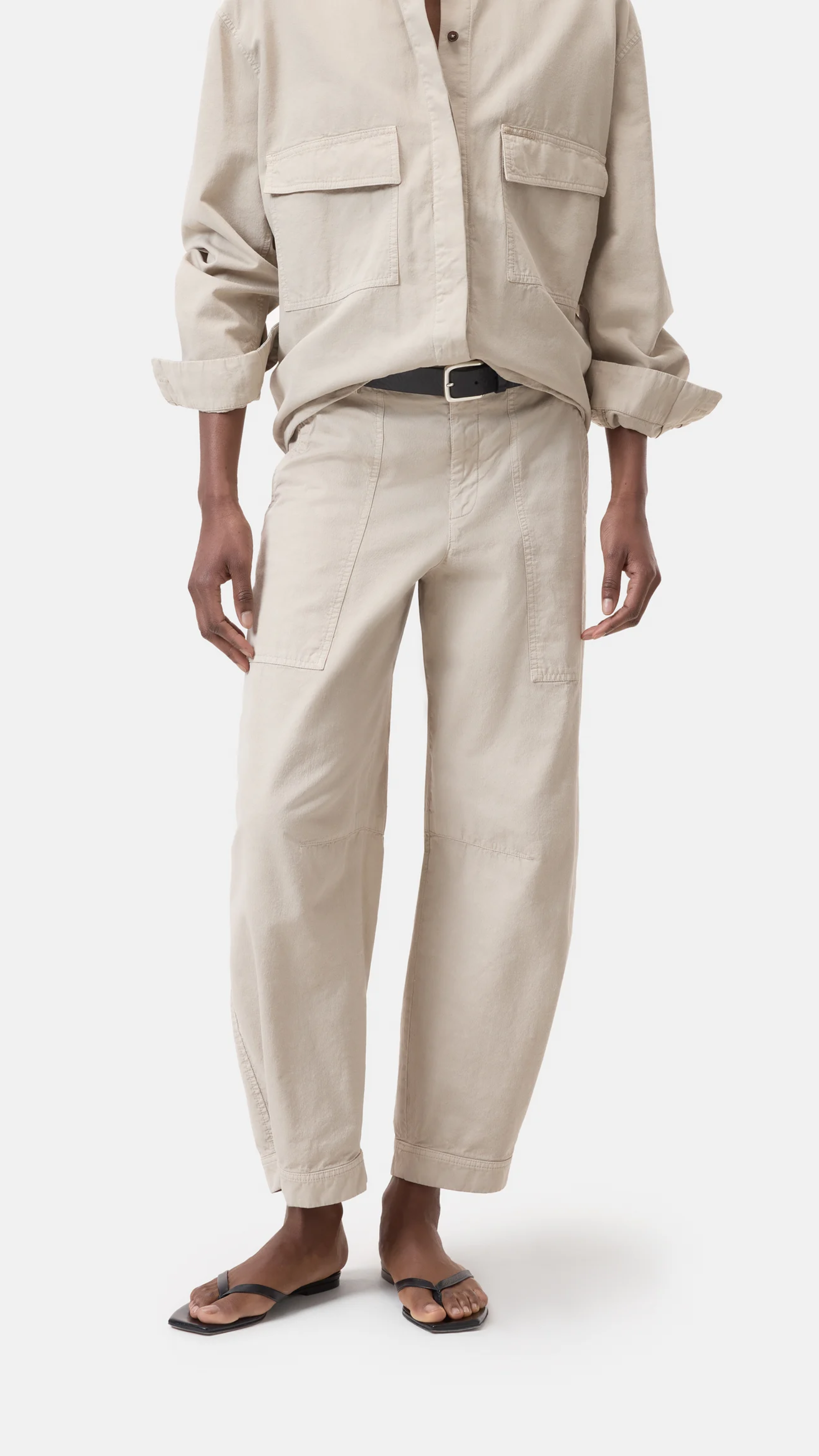 Closed Rhannon Barrel Pants in Soft Beige