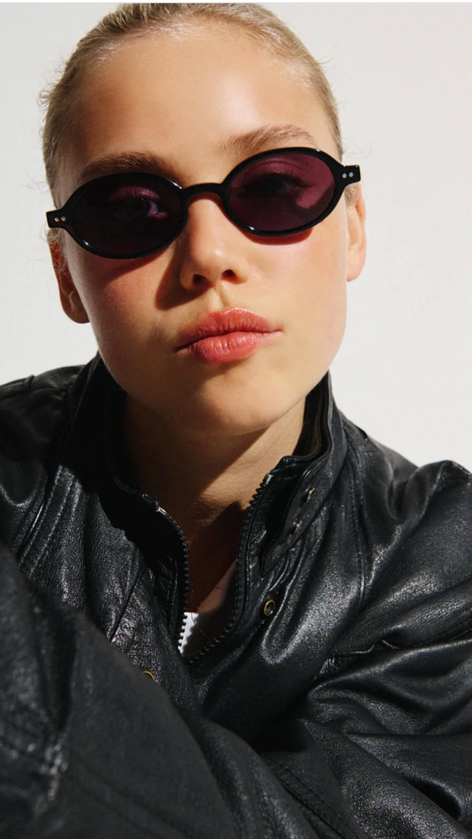Jimmy Fairly The Elvie Sunglasses in Black