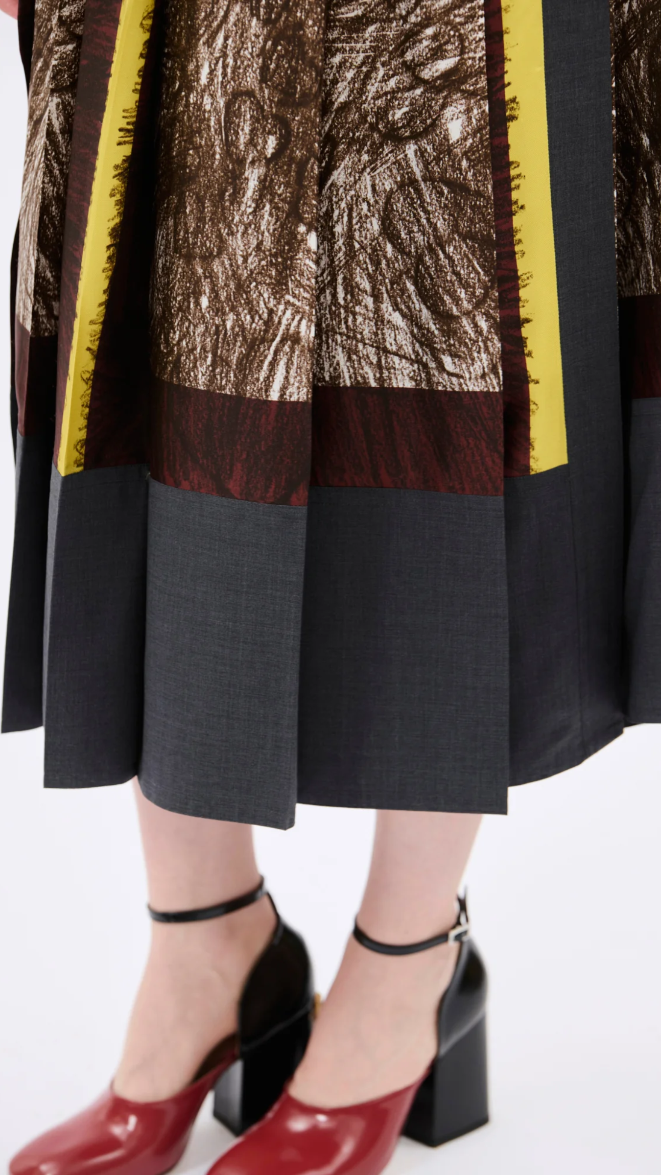 Odeeh Foulard Scribbles Skirt in Myrrh