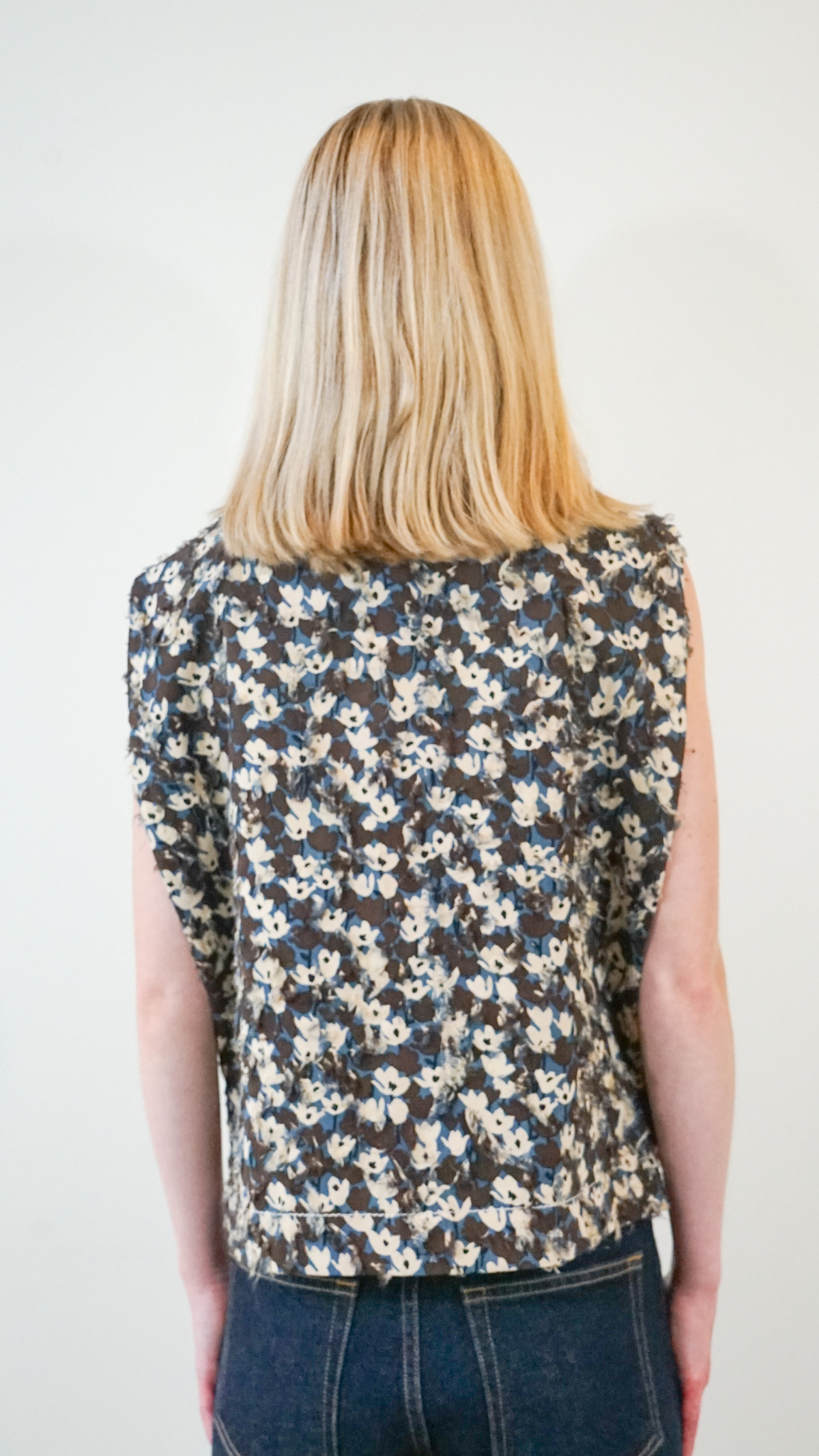Odeeh Vest in Steel Blue