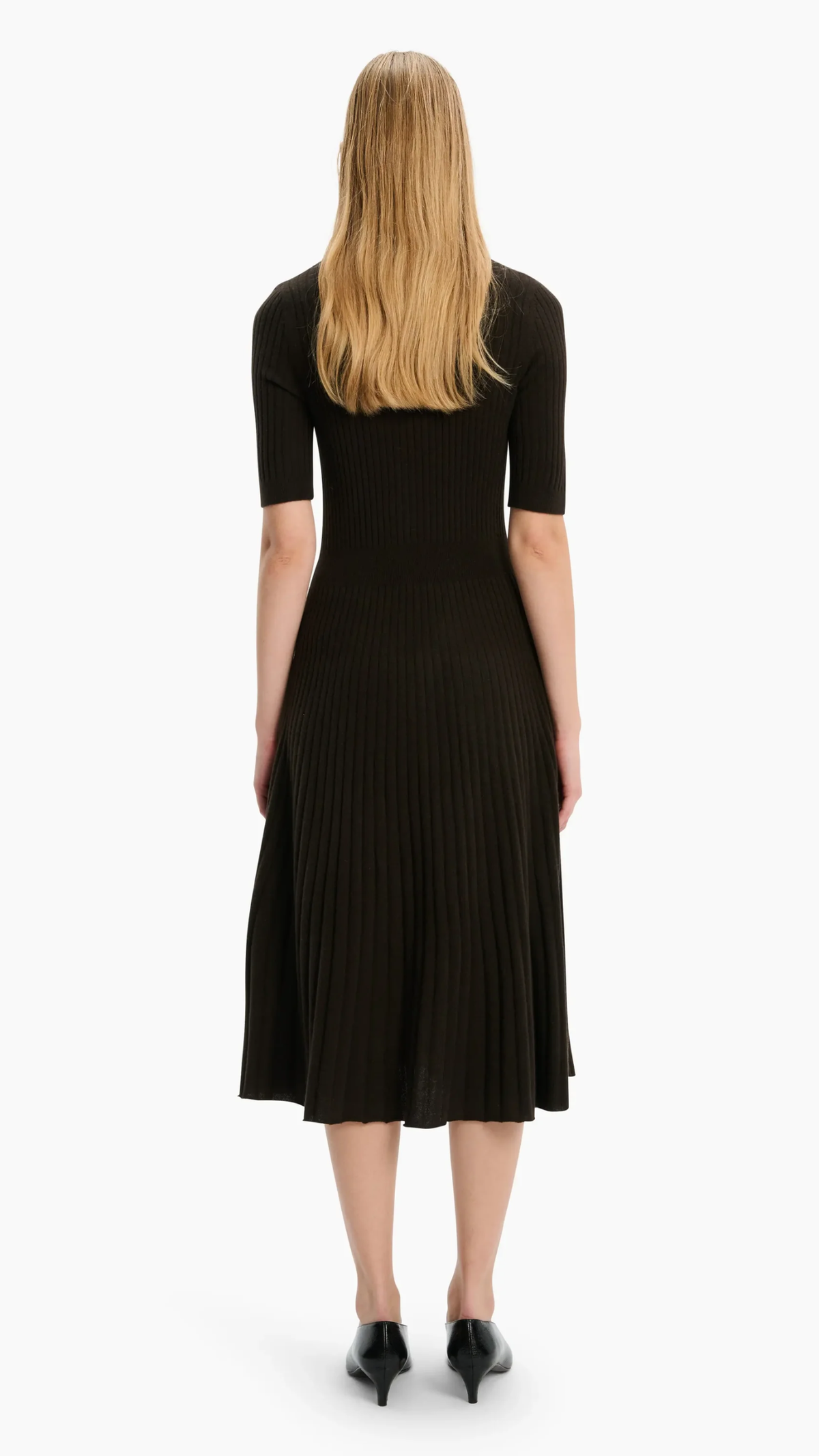 Arch 4 Elloren Cashmere Pleated Midi Dress in Brown Wood
