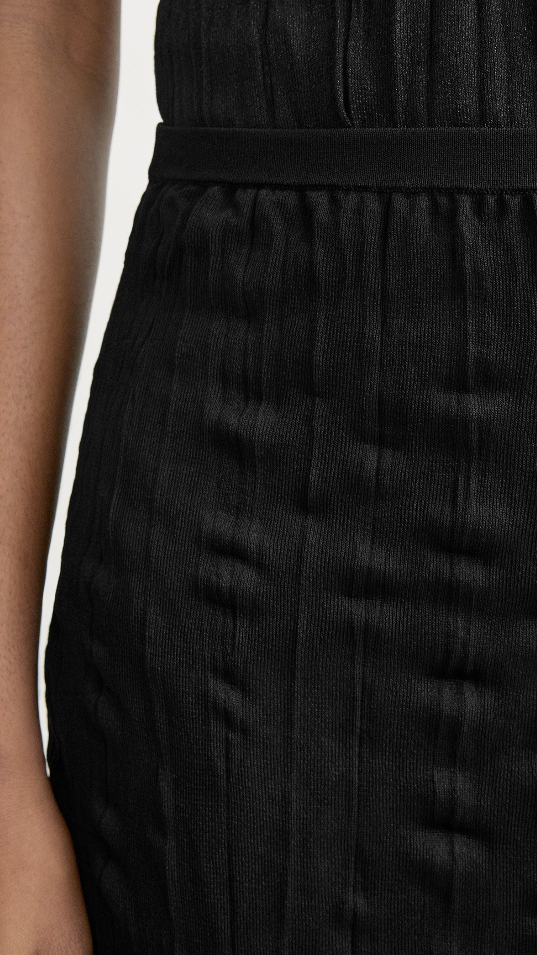 Toteme Crinkled Knit Skirt in Black