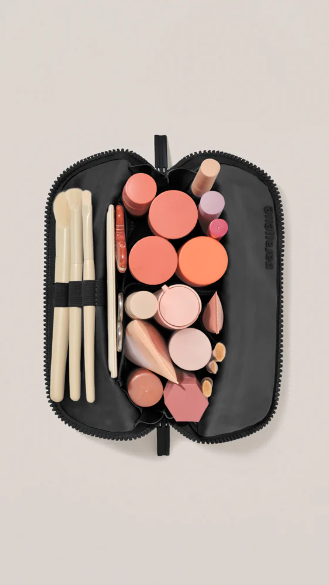 Parallelle The Small Traveller in Onyx