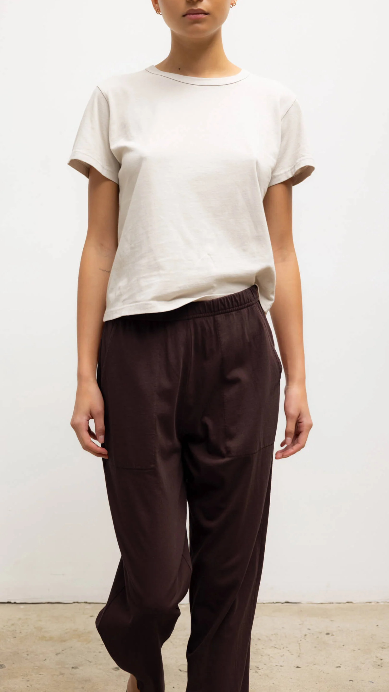 LESET Margo Tapered Pocket Pant in Chocolate
