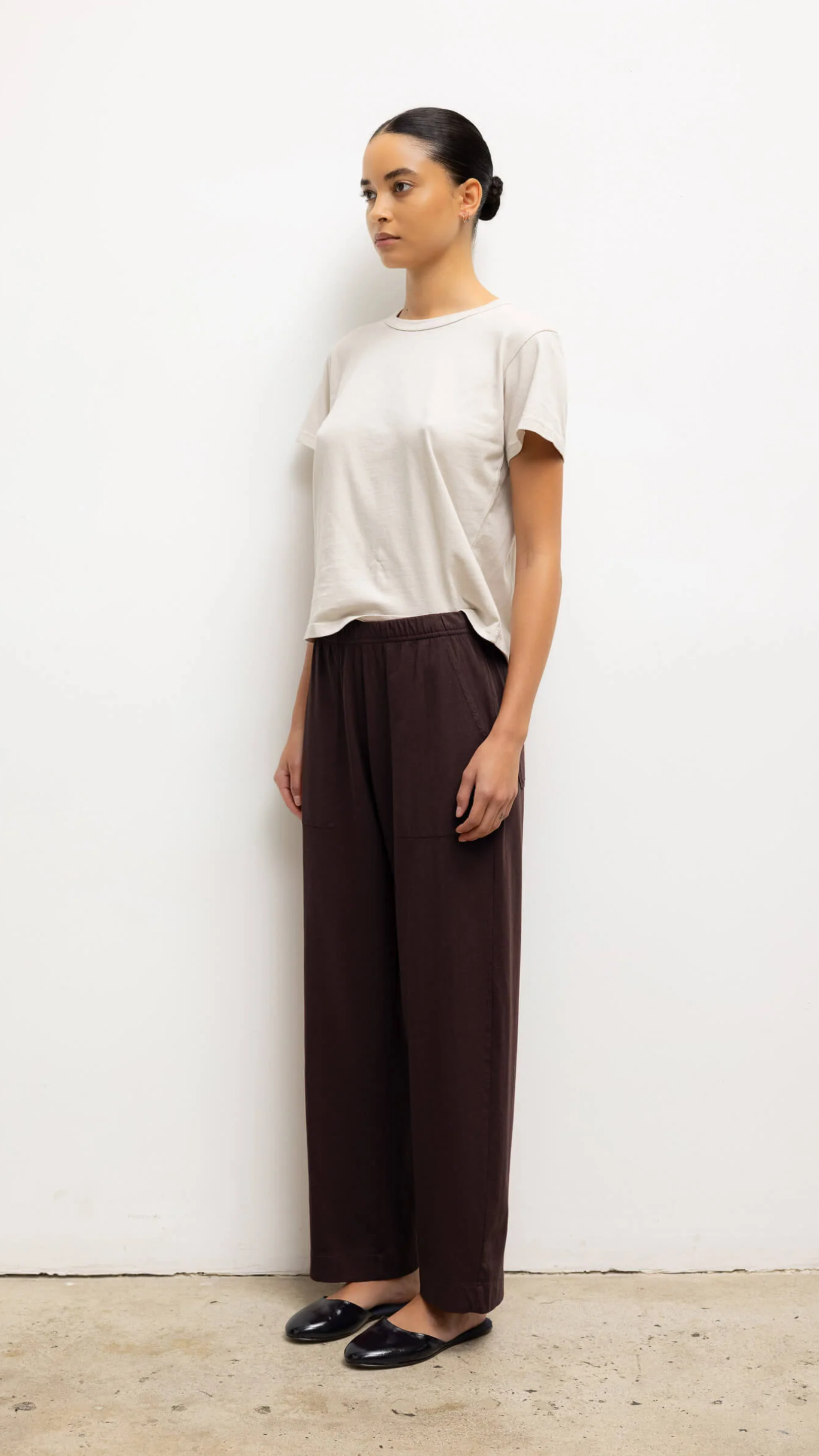 LESET Margo Tapered Pocket Pant in Chocolate