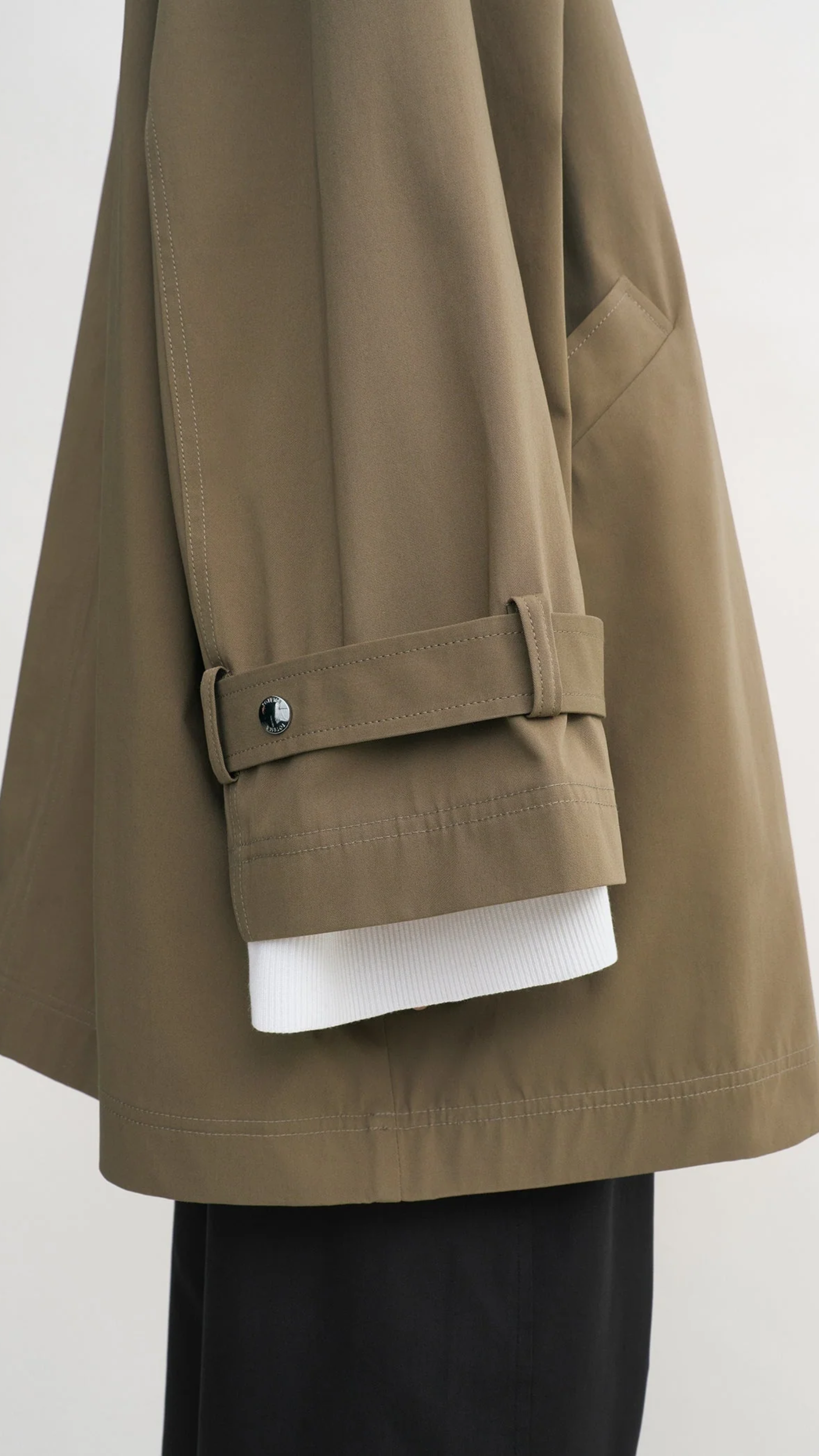 Toteme Oversized Trench Jacket in Hazel
