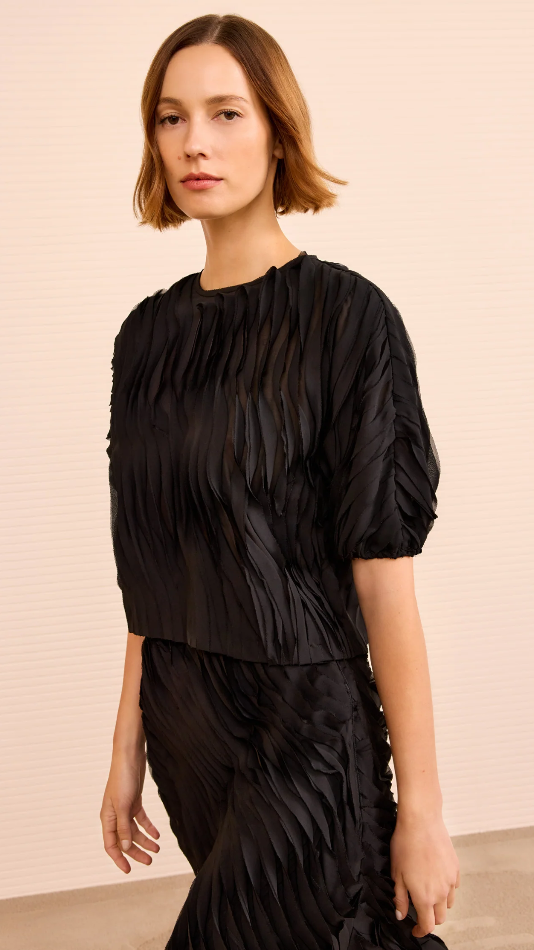 Ulla Johnson Vayda Short Sleeve Top in Noir