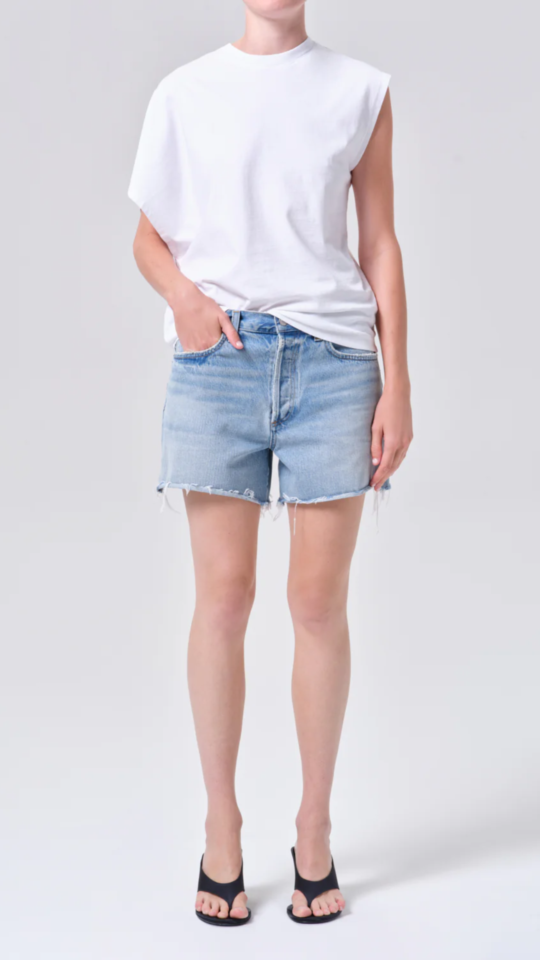 Agolde NYE Short in Post