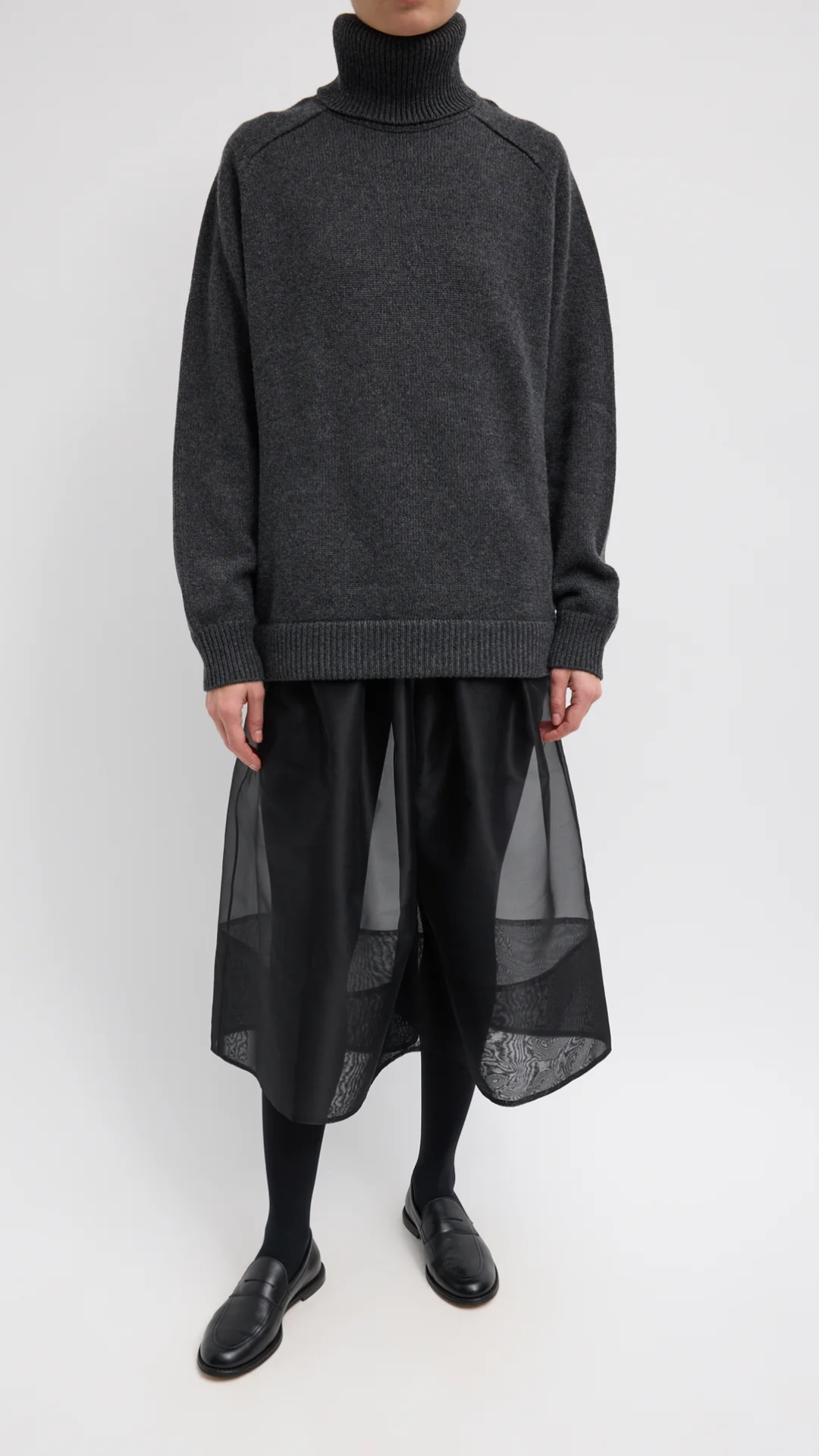 Tibi Cashmere Turtleneck Oversized Pullover Sweater in Heather Grey