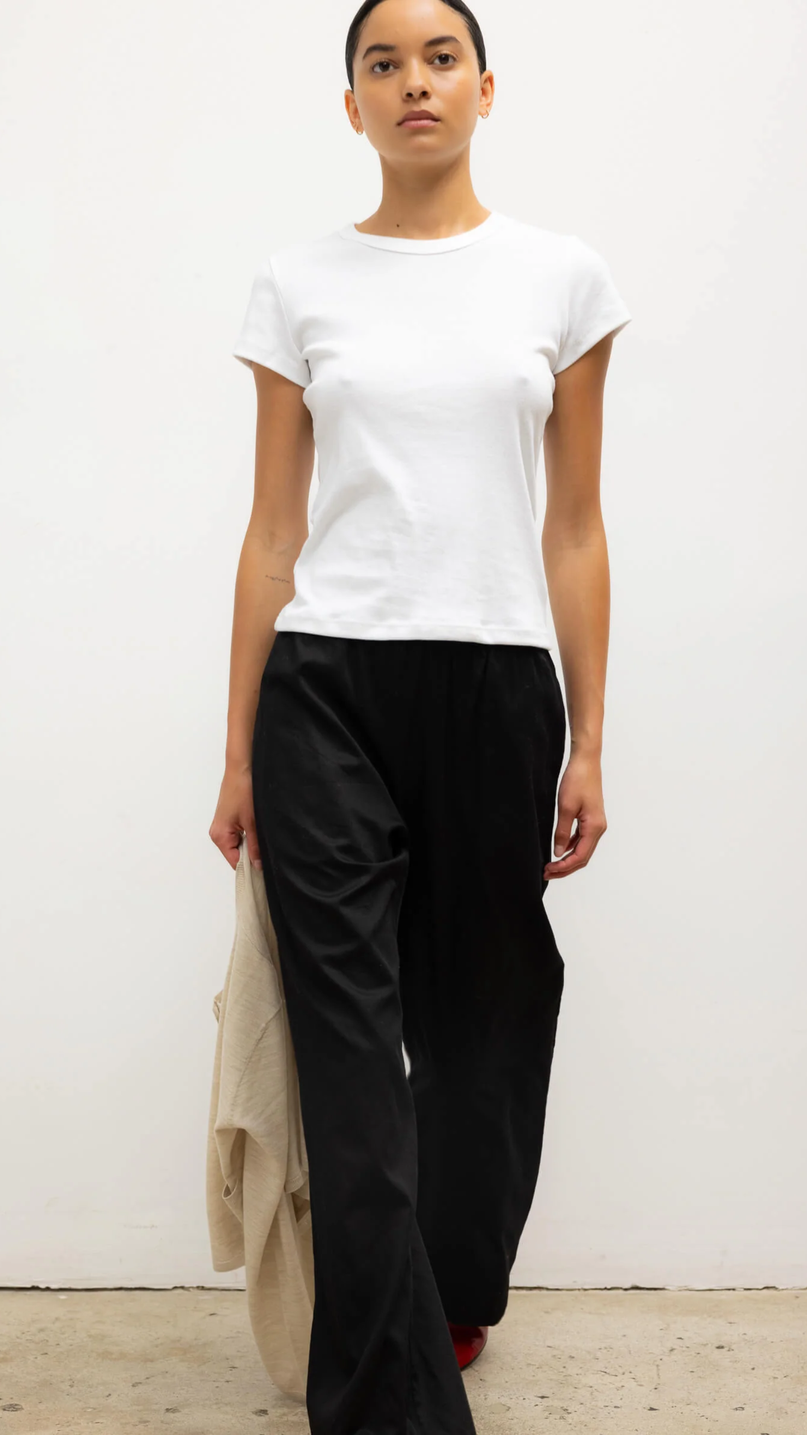 LESET Yoko Pocket Pant in Black