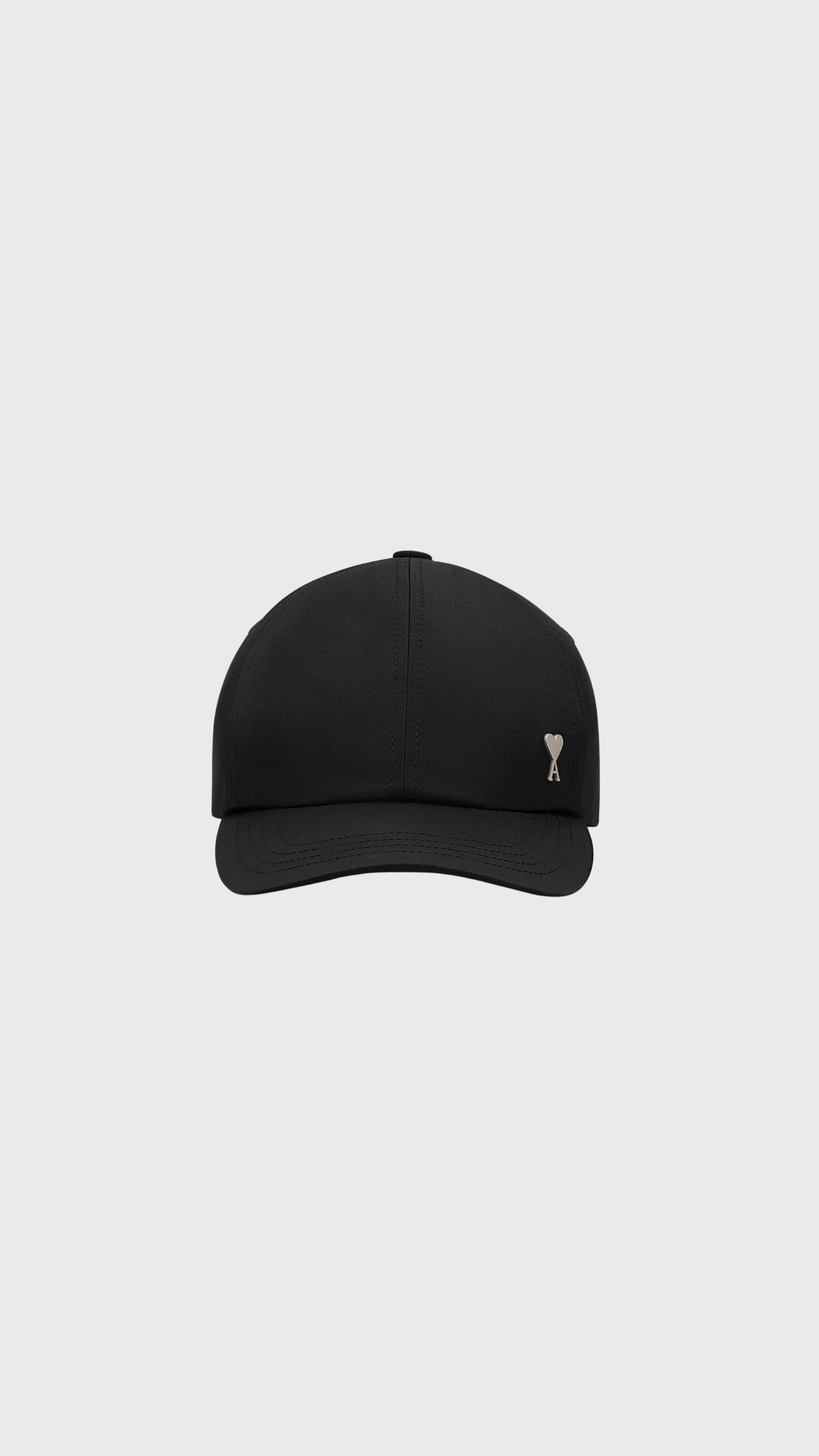 Ami De Coeur Stud Cap in Black