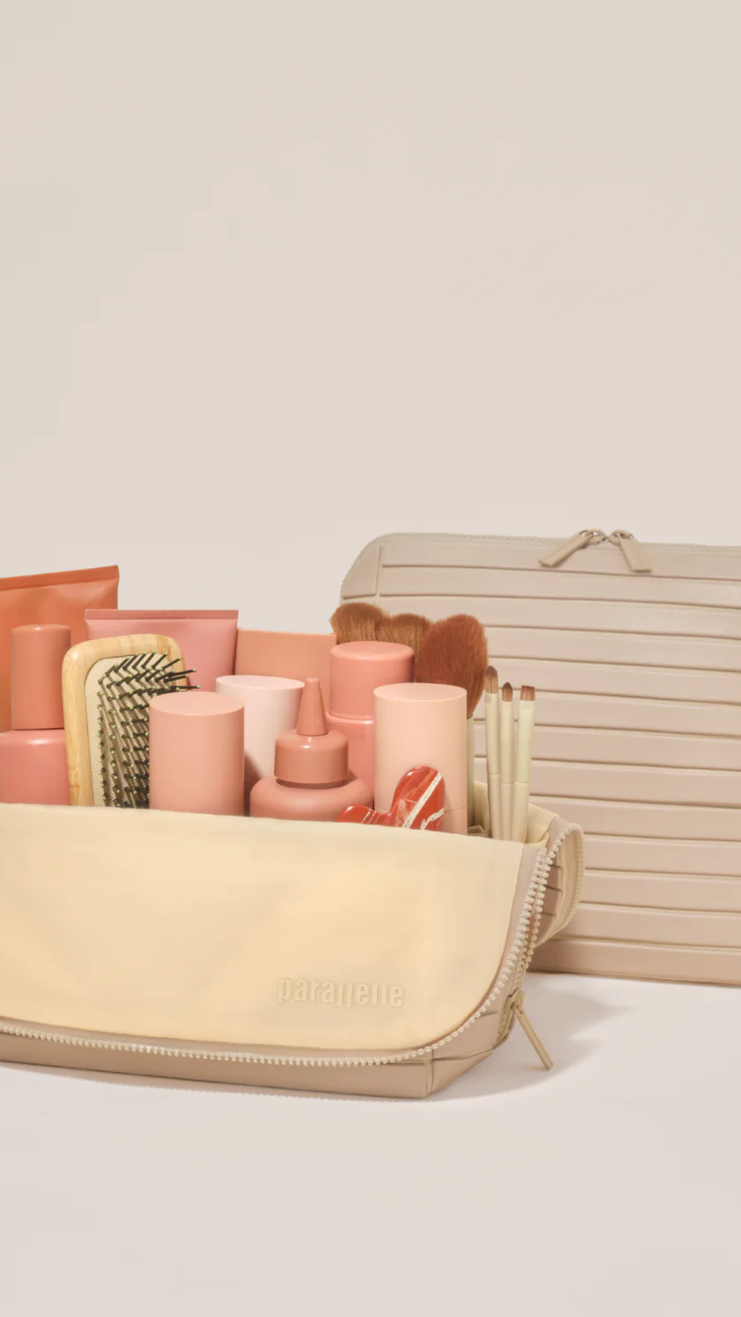 Parallelle The Large Traveller in Bisque