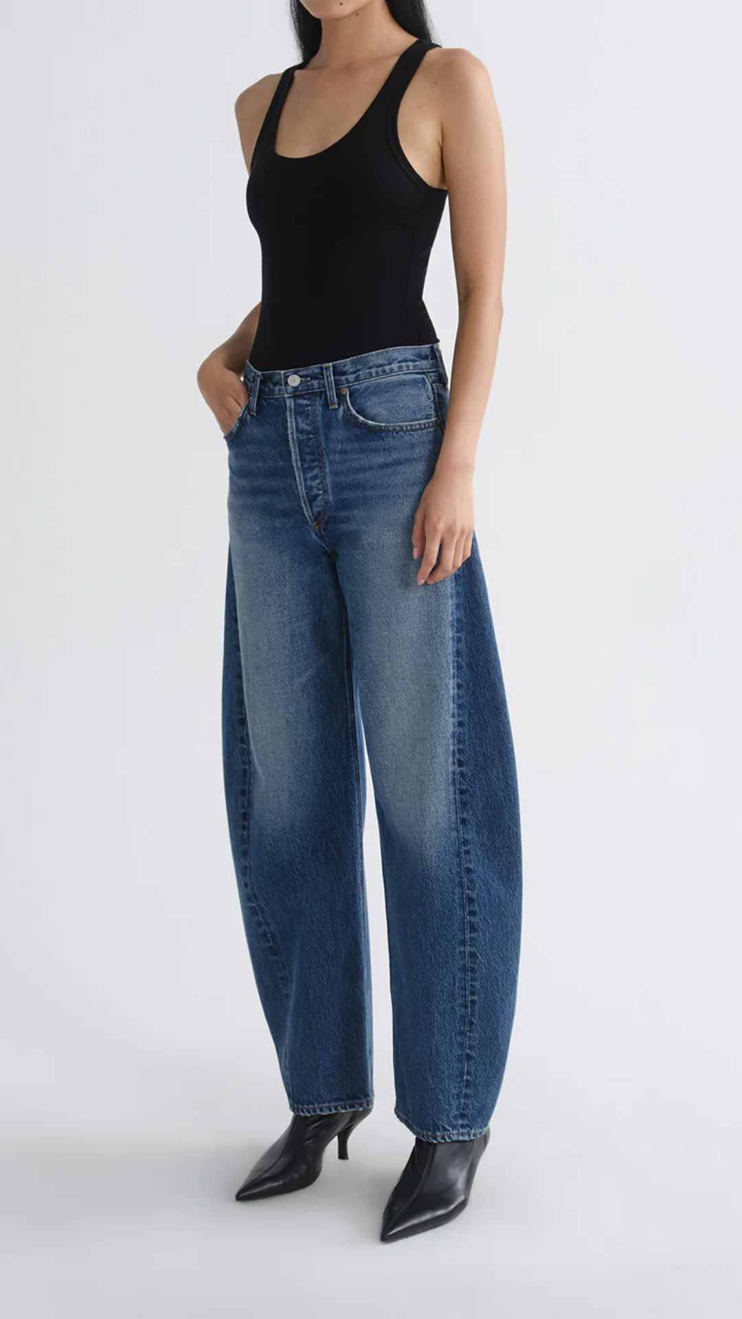 Agolde Luna High Rise Pieced Tapered Jean in Logical