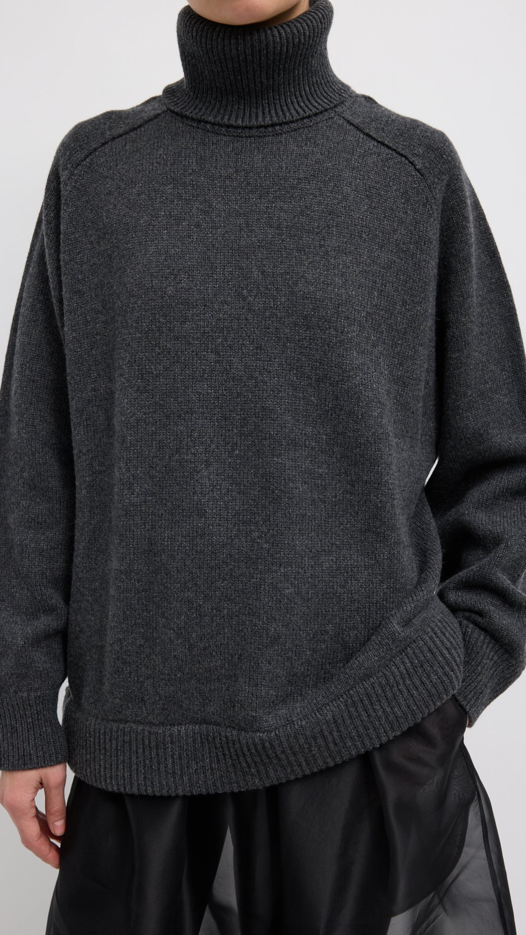 Tibi Cashmere Turtleneck Oversized Pullover Sweater in Heather Grey