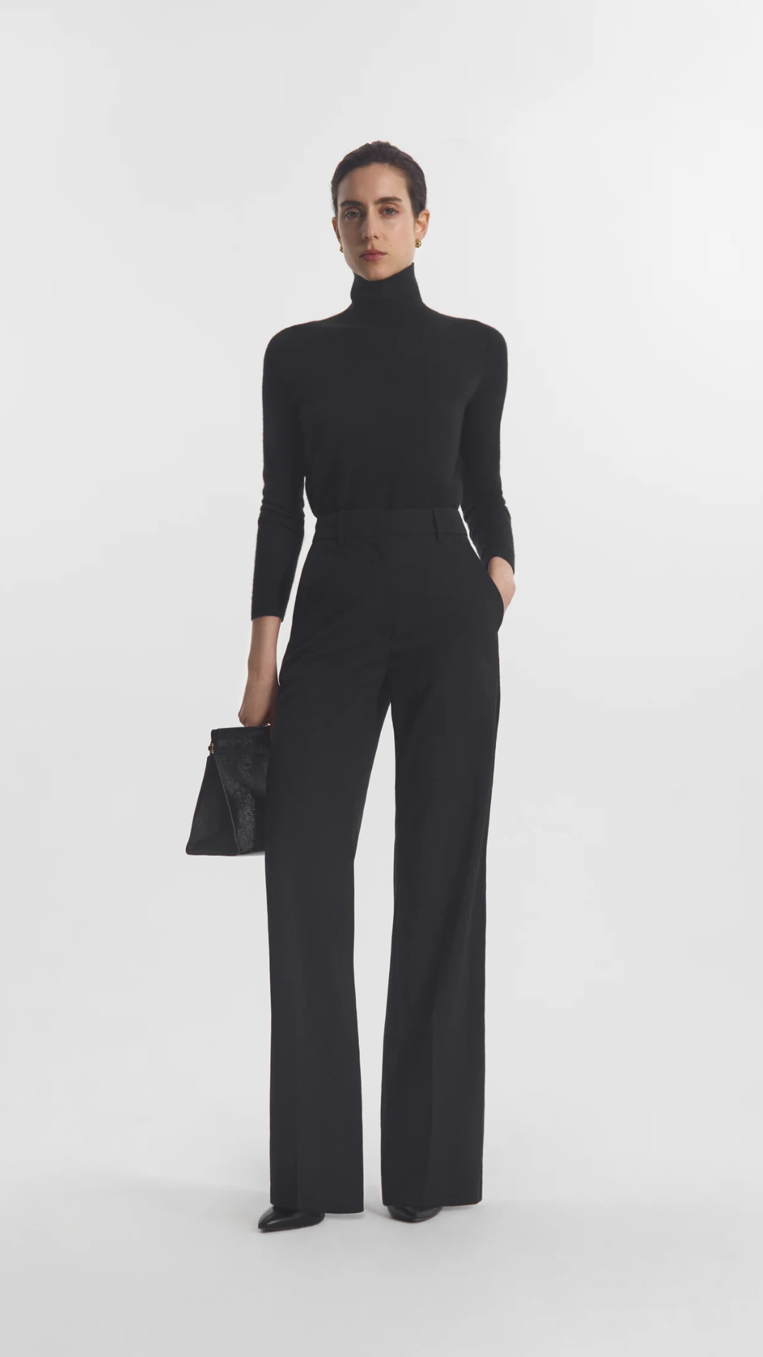 CO Long Sleeve Turtleneck in Black