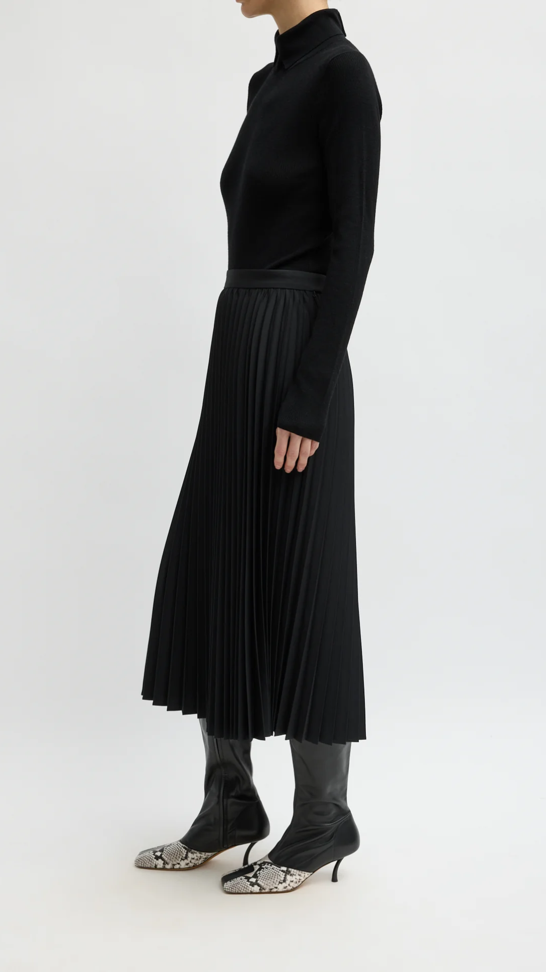Tibi Tropical Wool Pleating Sunray Skirt in Black