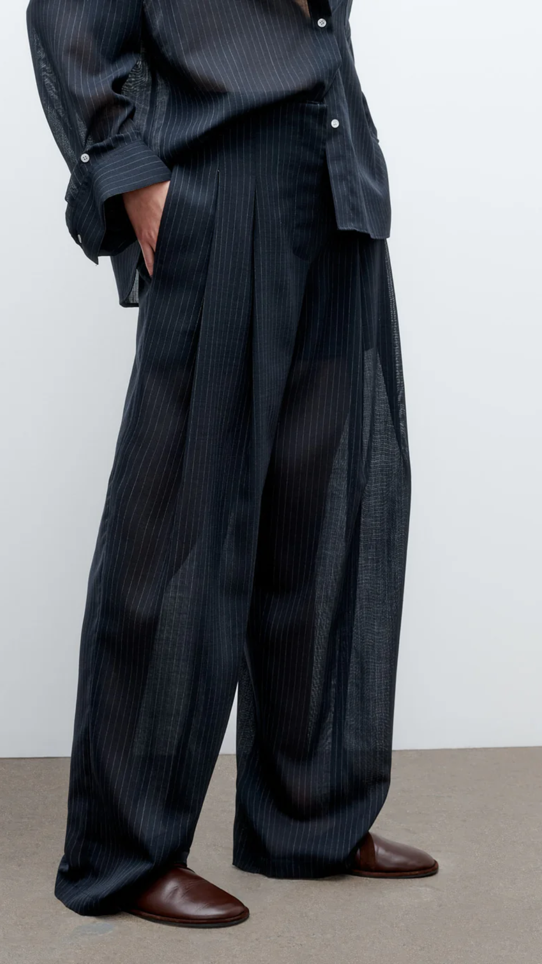TWP Carries Trouser in Midnight