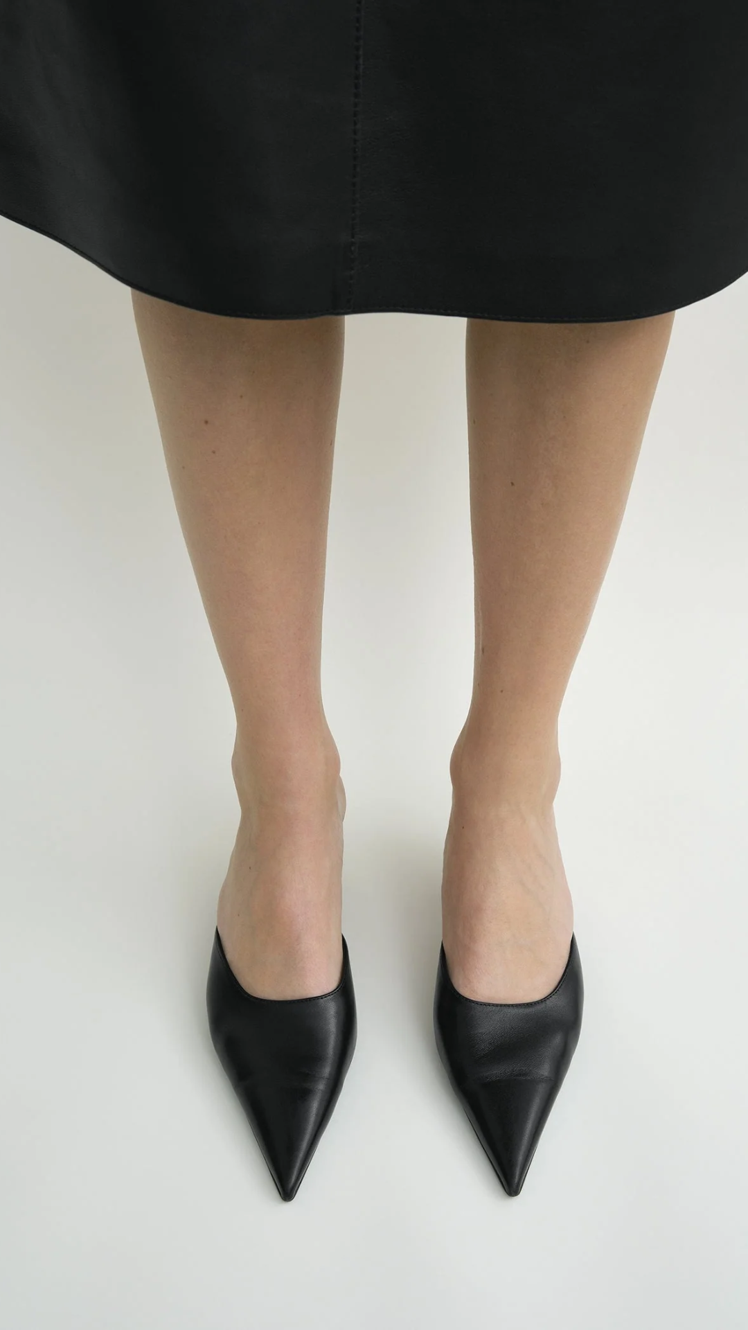 Toteme Sharp Mules in Black