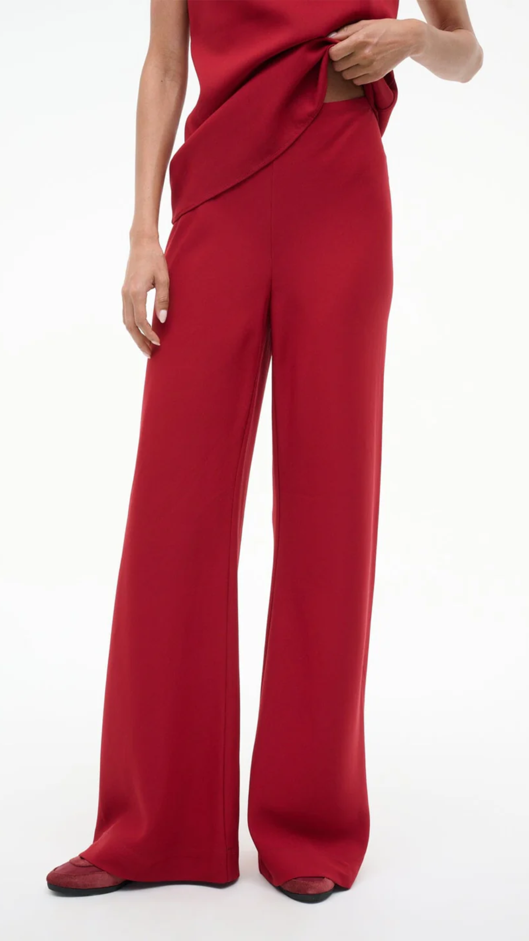 Staud Stroll Pant in Pomegranate