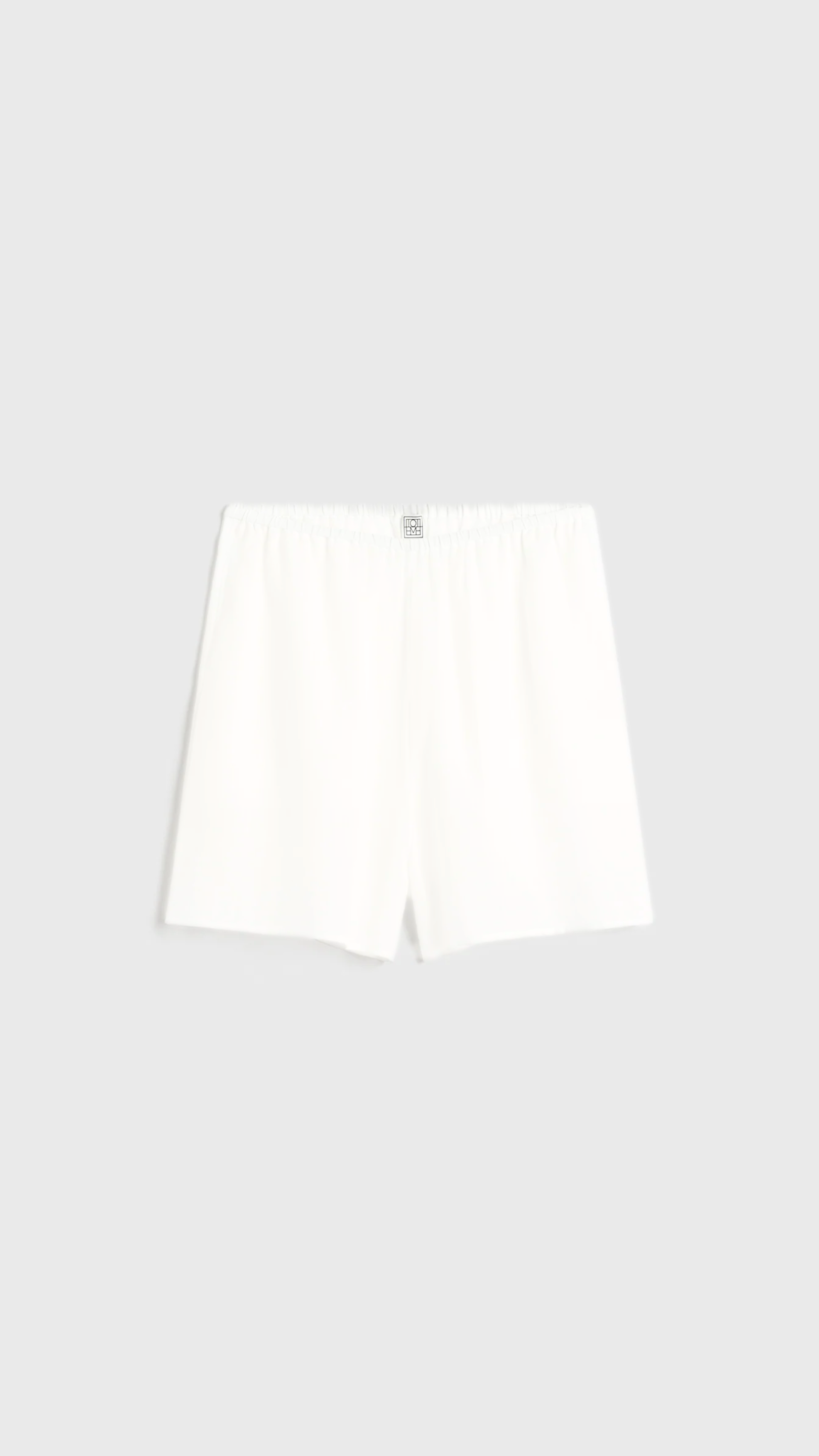Toteme Summer Shorts in White