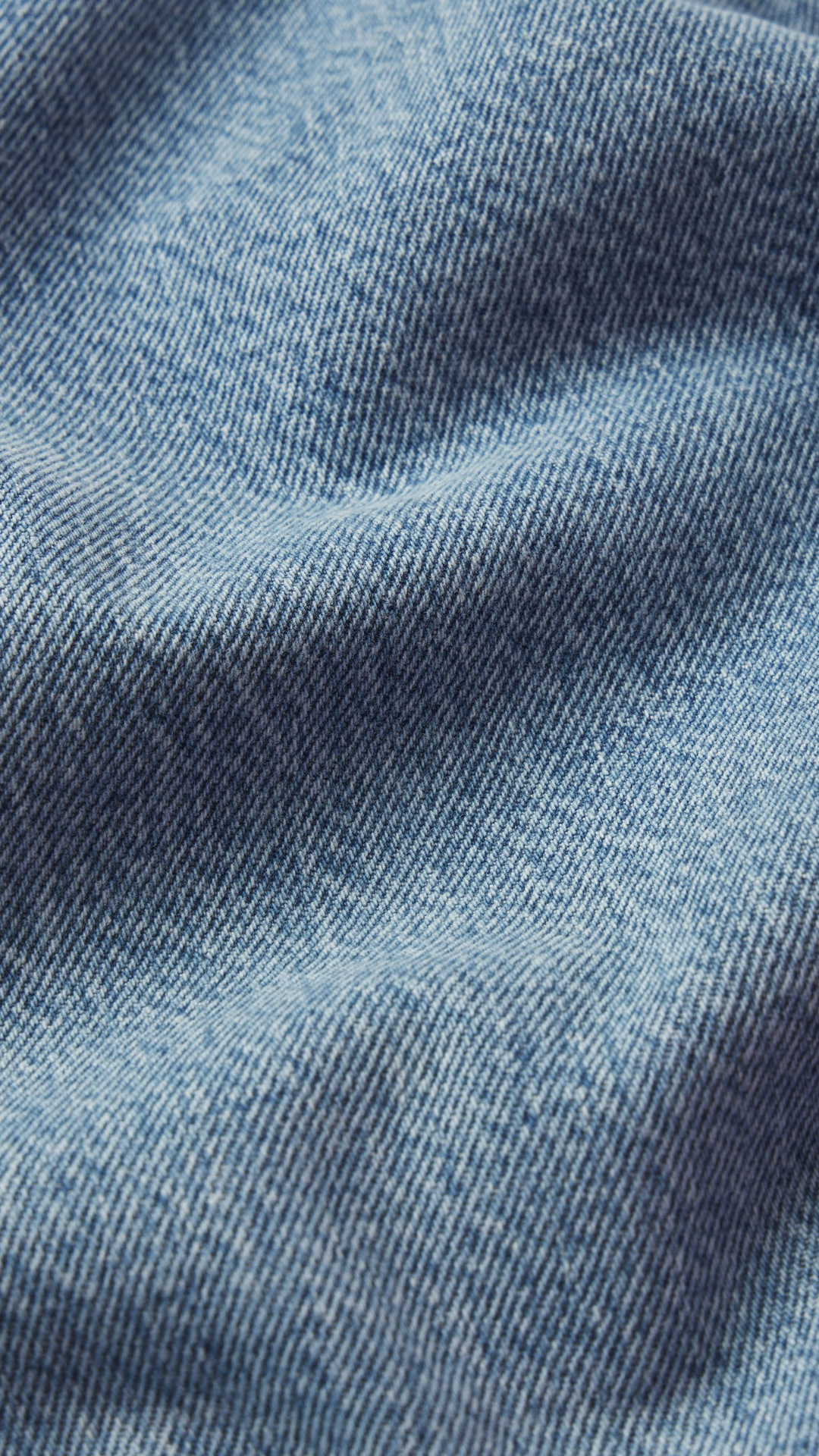 Frame Low Slung Barrel Jean in Dollhouse