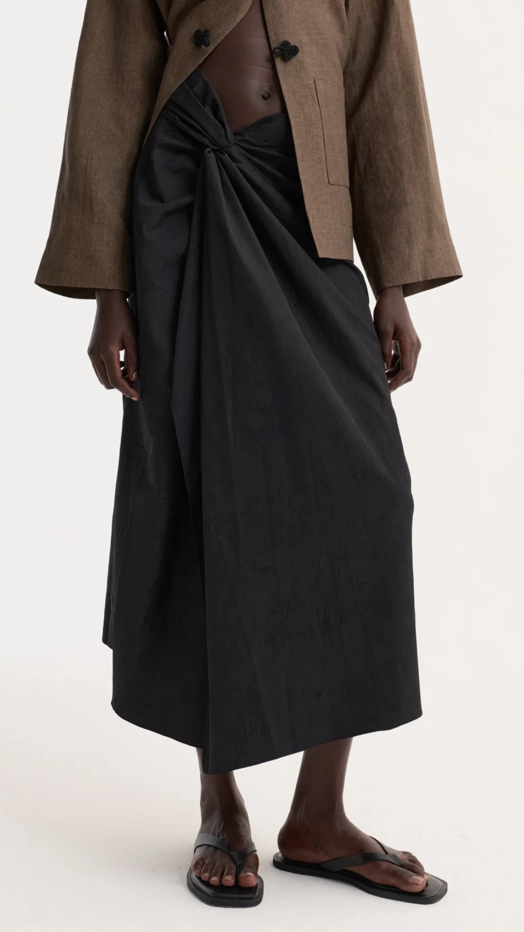 Róhe Sarong Textured Skirt in Black