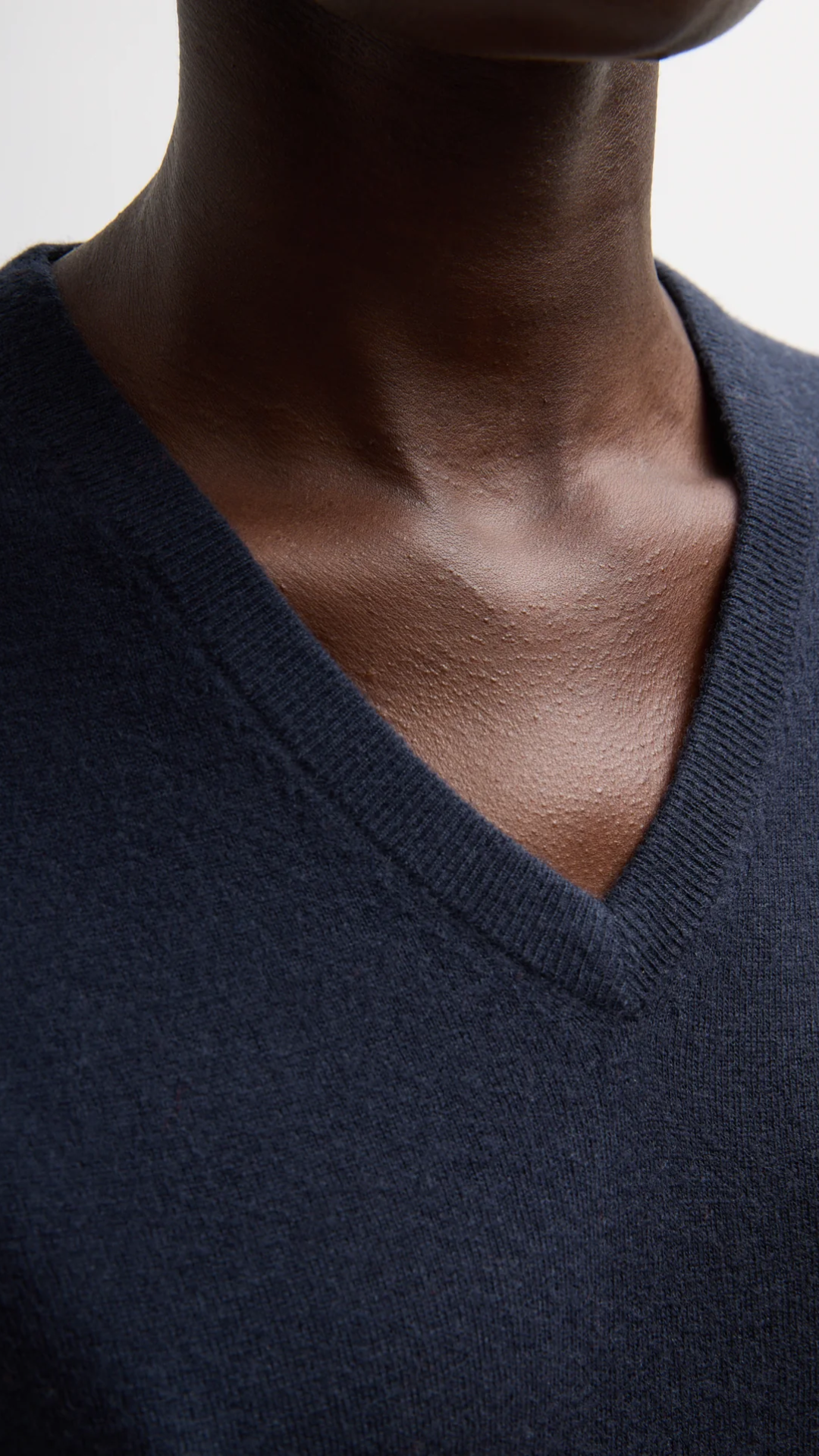 Tibi Shrunken V-Neck Sweater in Navy