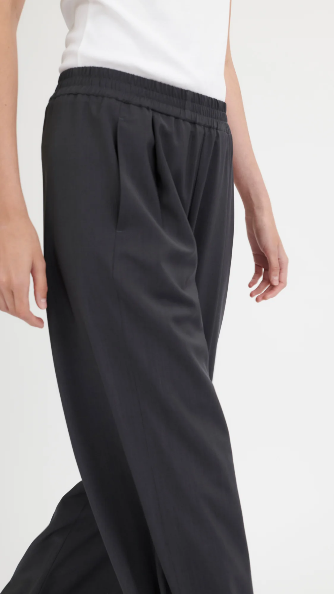 Odeeh Pull On Pant in Carbon