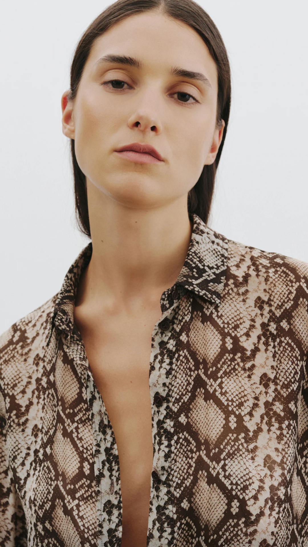 Nili Lotan Gaia Slim Shirt in Stone