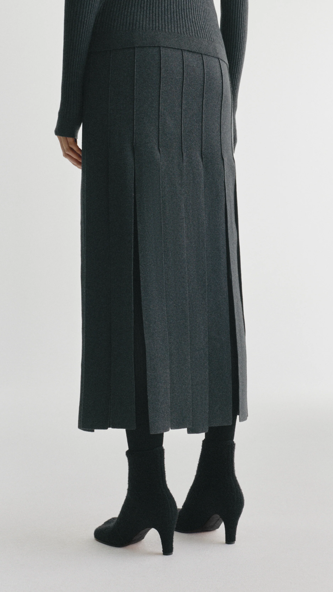 Lisa Yang Marloes Skirt in Eclipse
