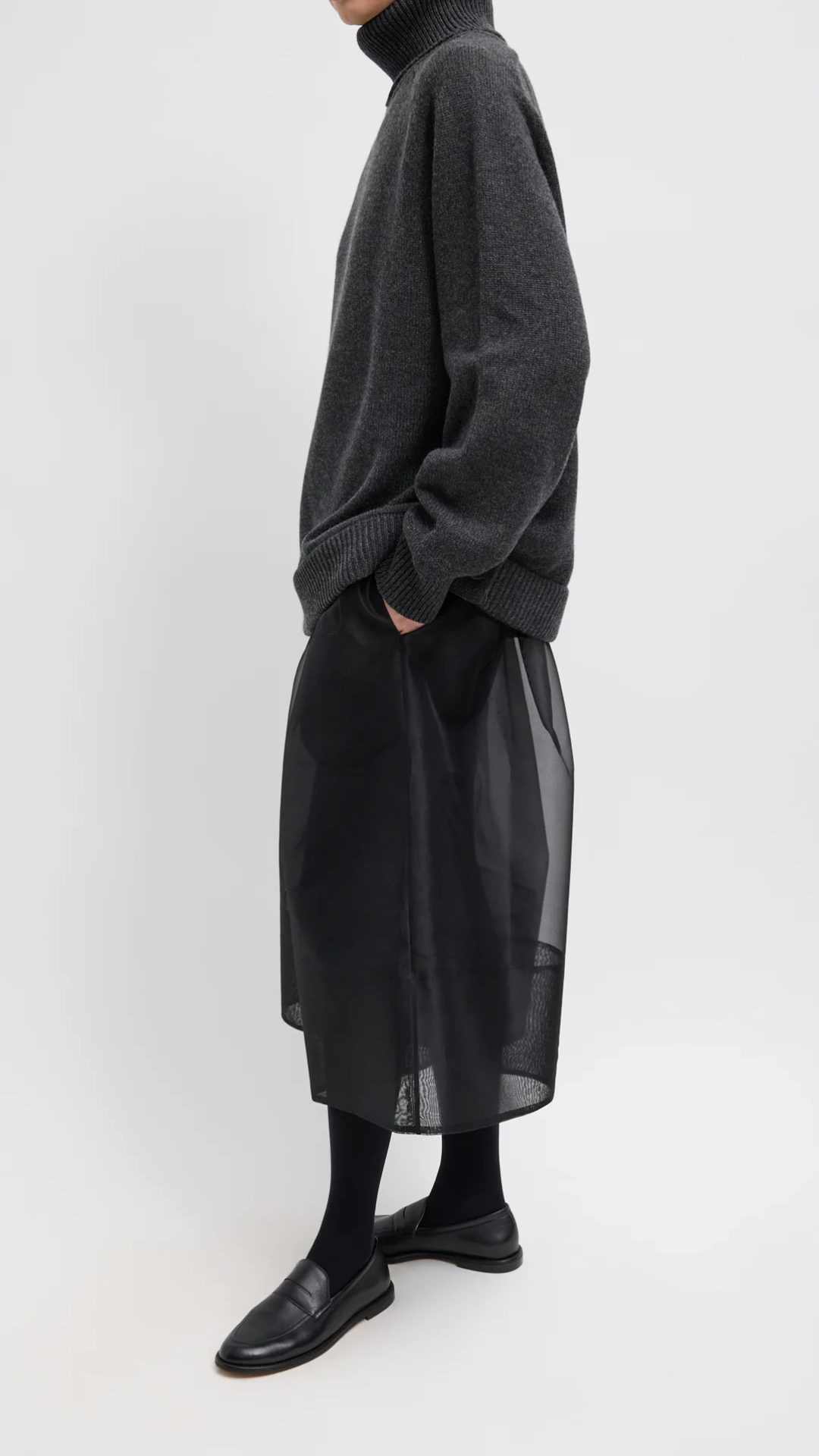 Tibi Cashmere Turtleneck Oversized Pullover Sweater in Heather Grey