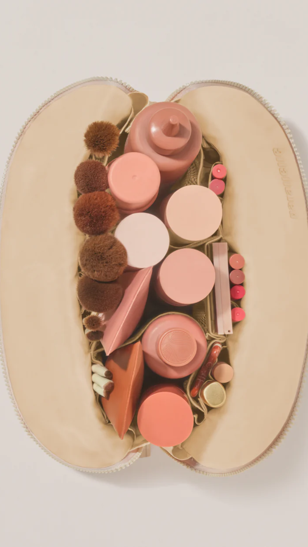 Parallelle The Large Traveller in Bisque