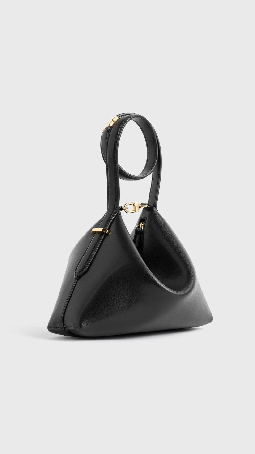 Toteme Bevel Leather Wristlet Bag in Black