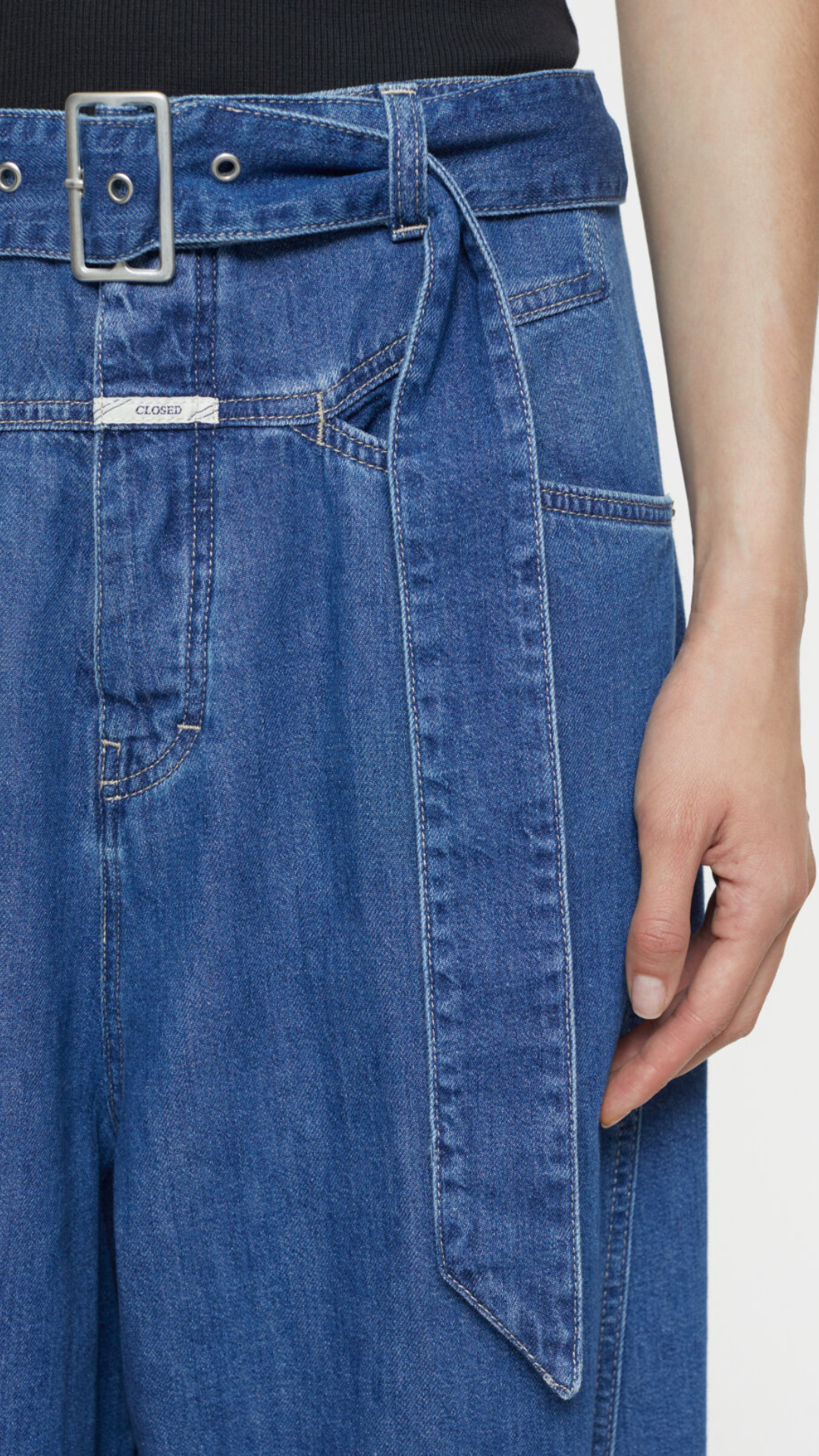 CLOSED Baggy-X Jean