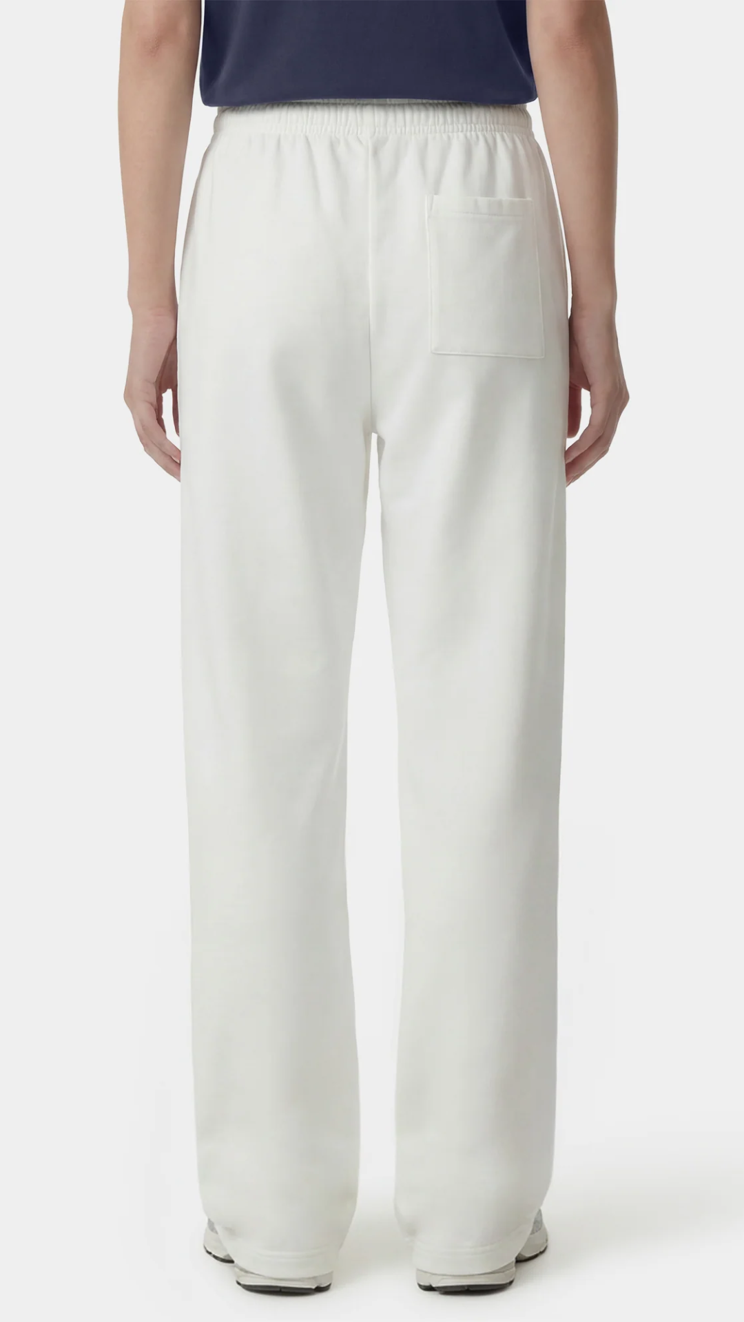 Sporty & Rich Signature Logo Embroidered Wide Sweatpant in White/Navy
