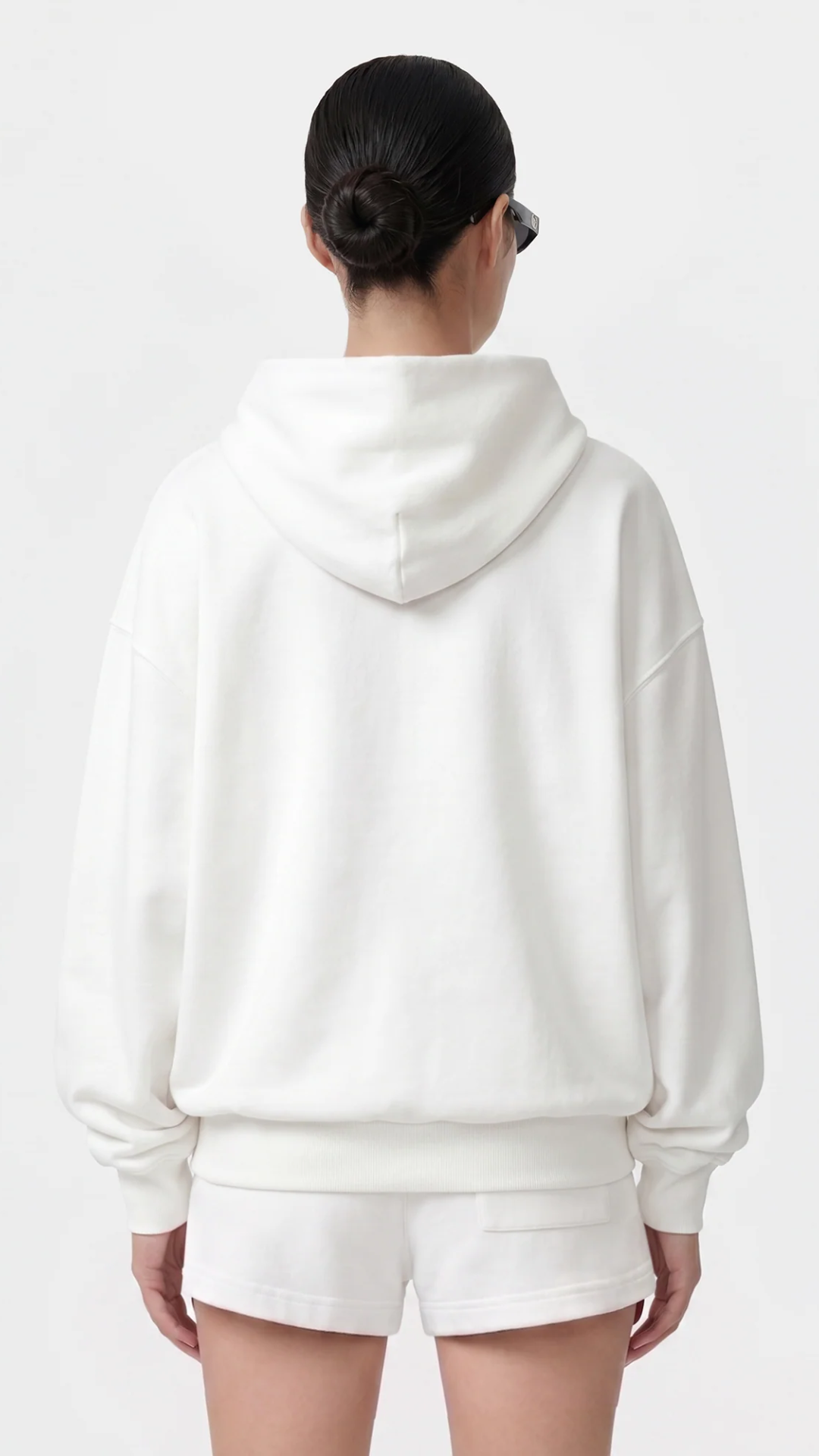 Sporty & Rich Signature Logo Embroidered Zip Hoodie in White/Navy