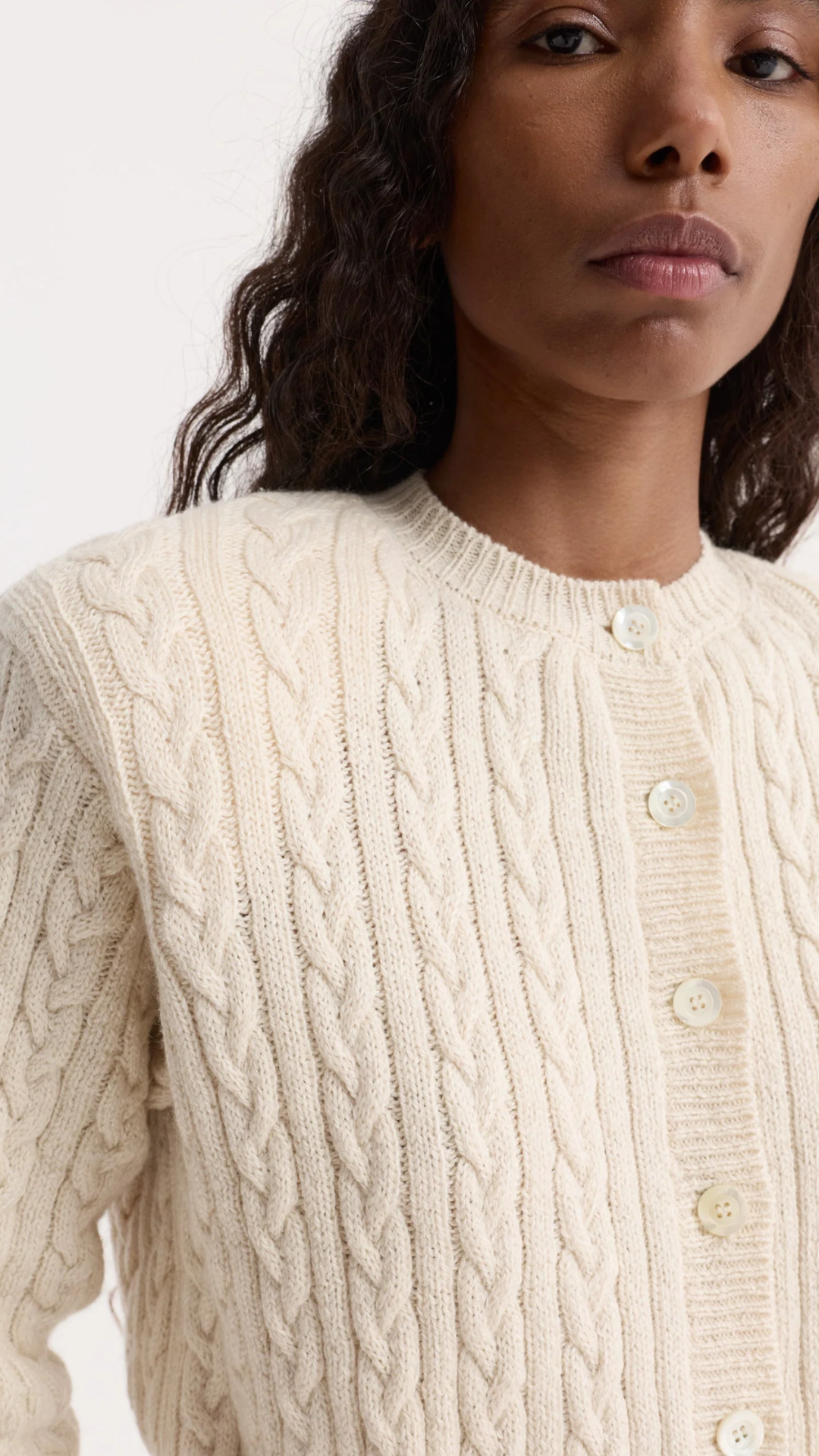 Róhe Fine Merino Cable Cardigan in Cream