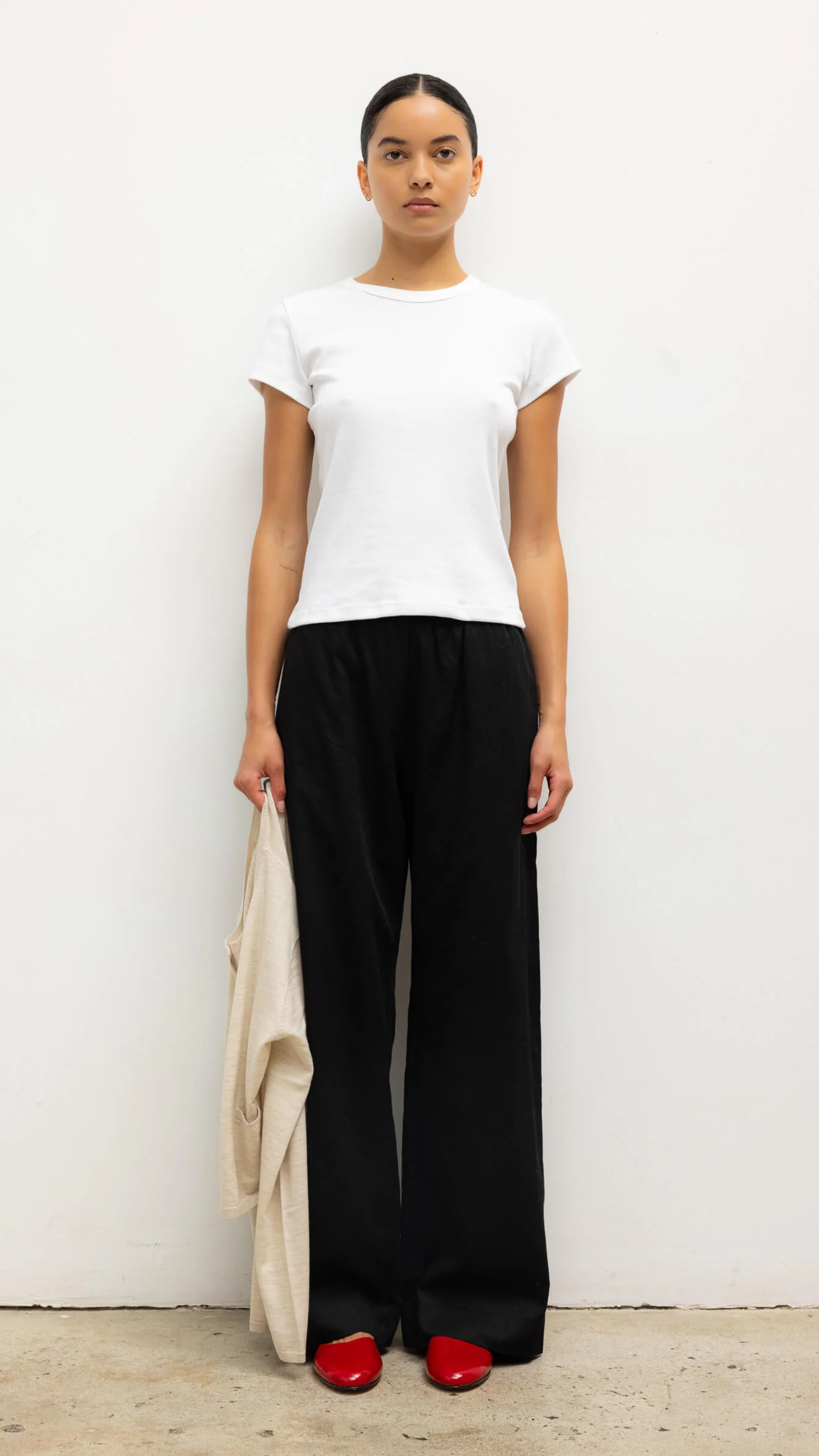 LESET Yoko Pocket Pant in Black