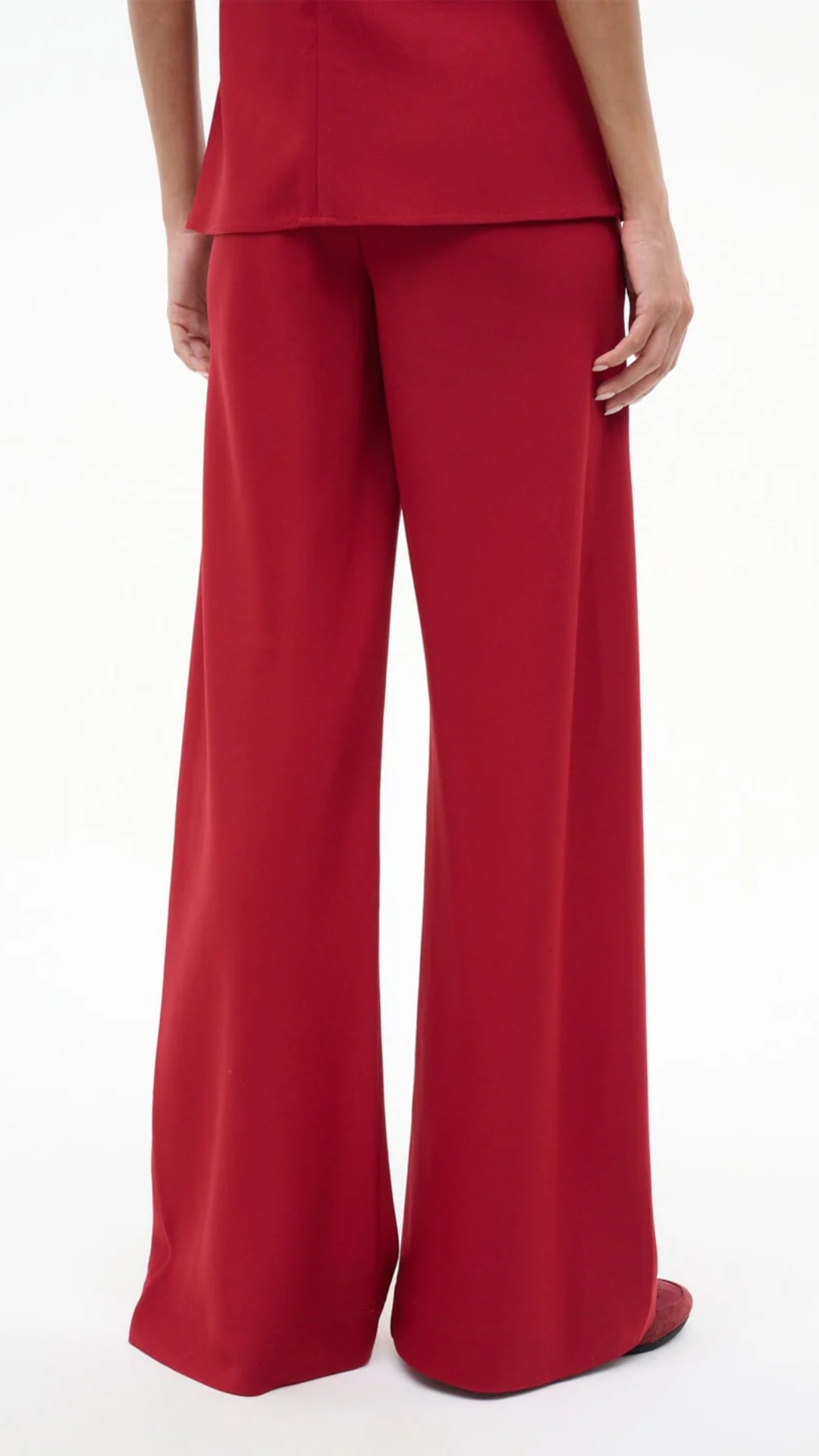 Staud Stroll Pant in Pomegranate