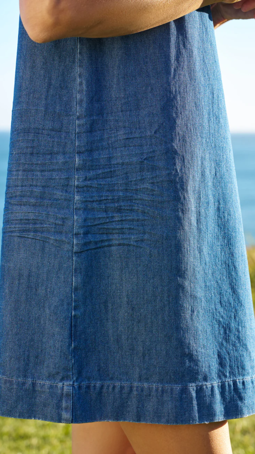 Frank & Eileen Sheila Shell Dress in Distressed Indigo Wash