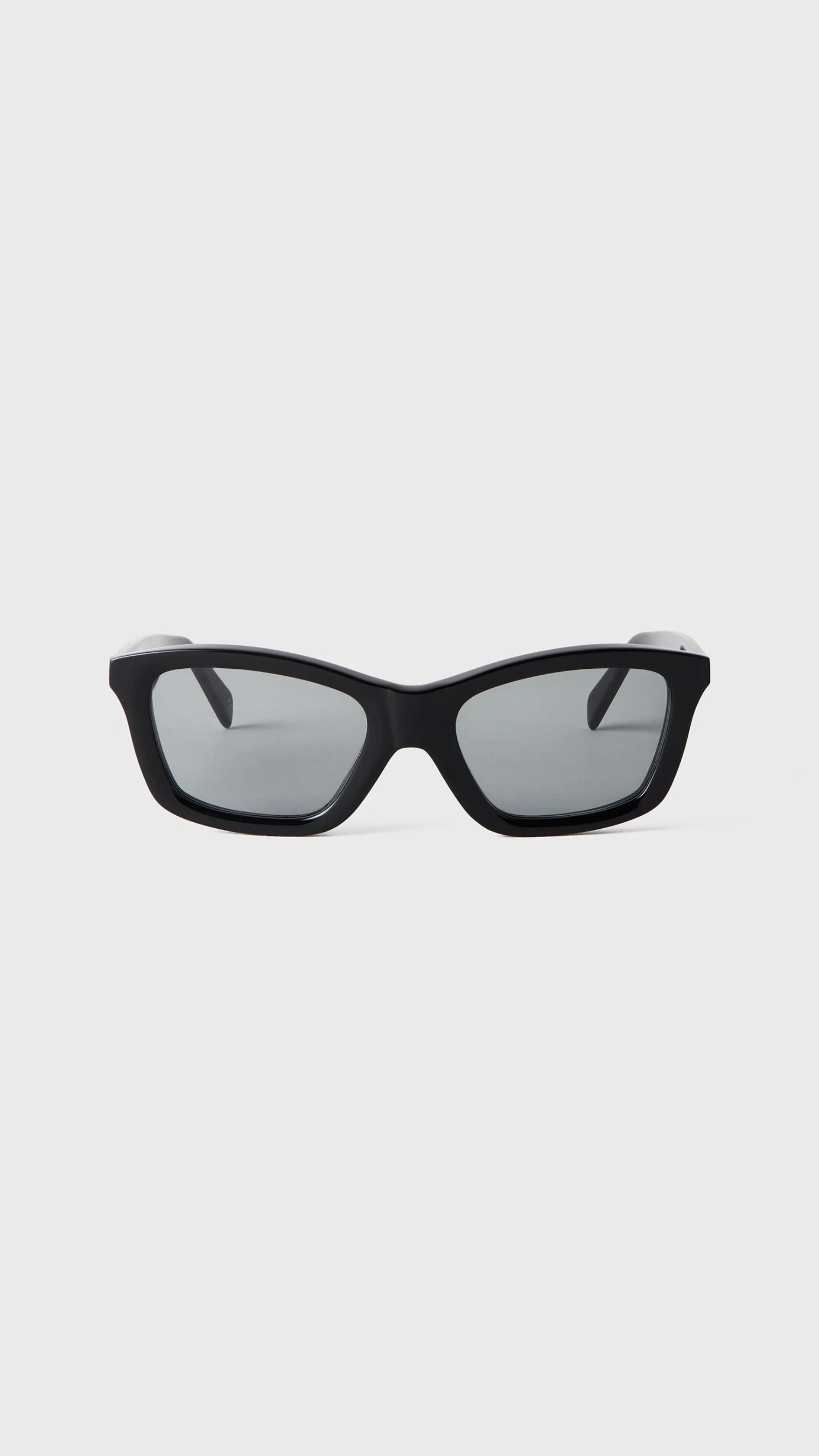 Toteme Classic Sunglasses in Black