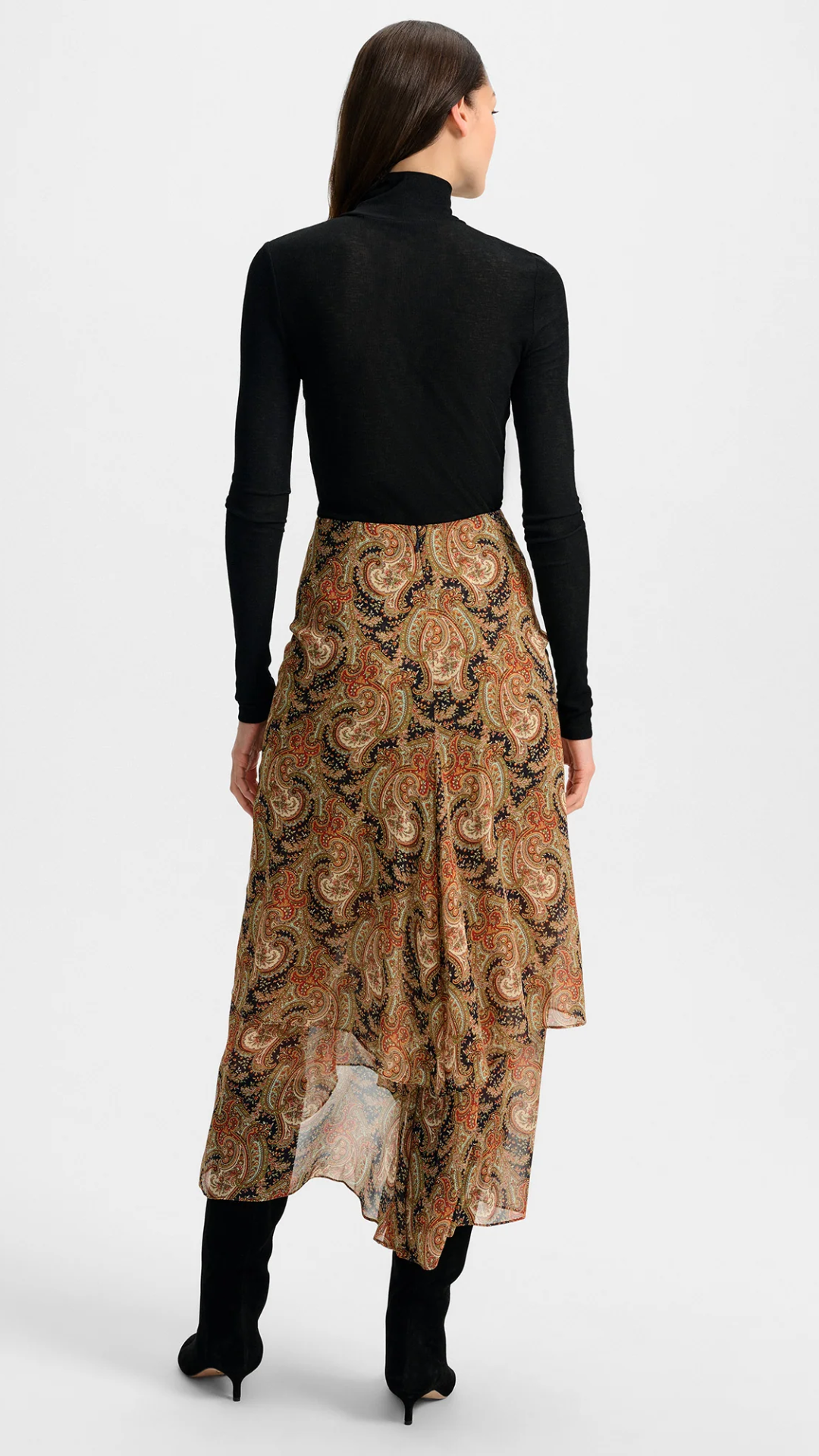 Veronica Beard Wyeth Ribbed Turtleneck Top in Black