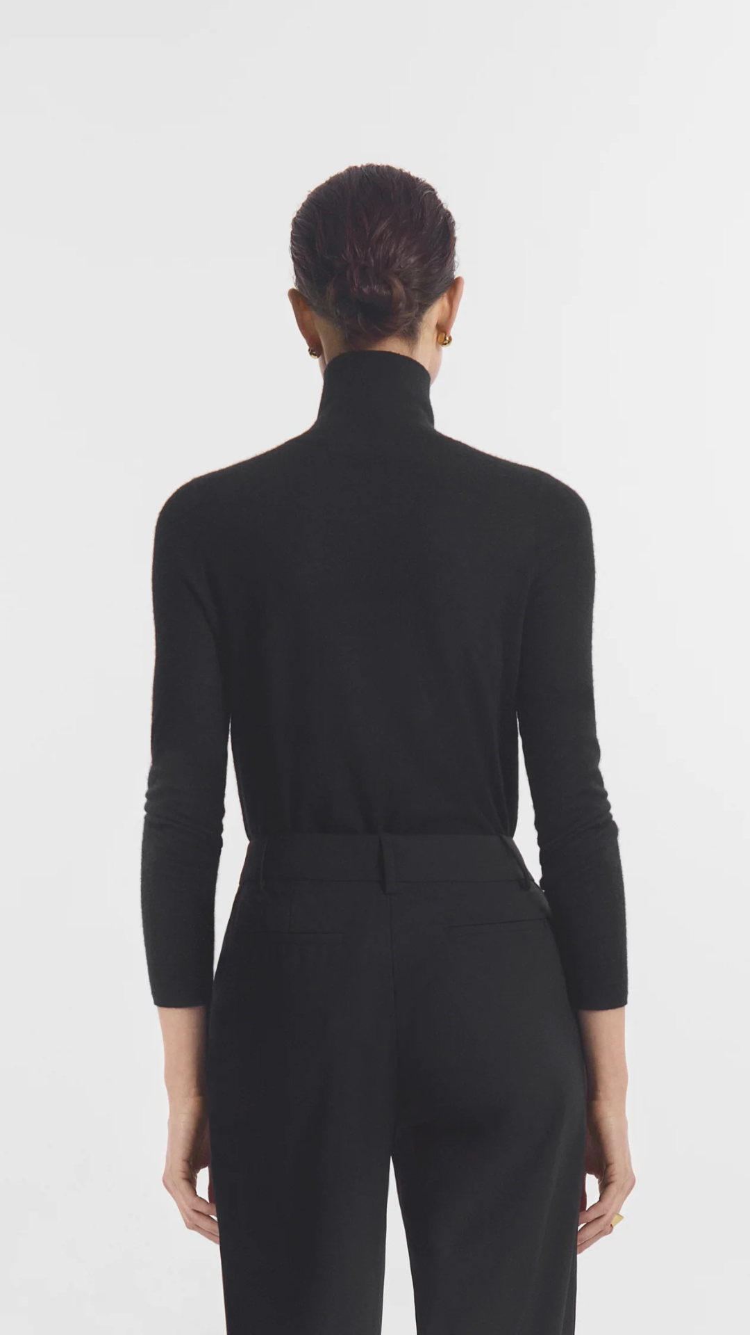 CO Long Sleeve Turtleneck in Black