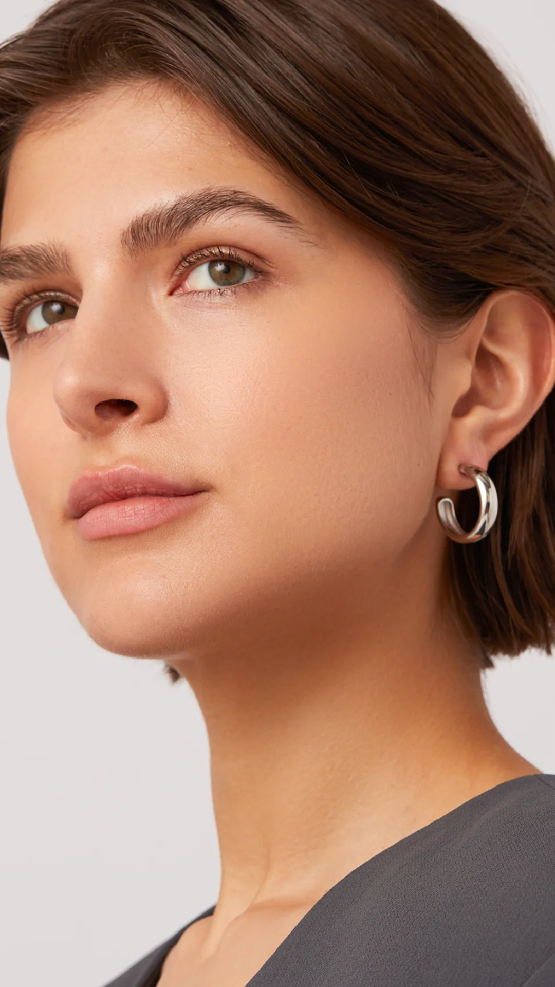 Jenny Bird Staple Hoops Medium in Silver