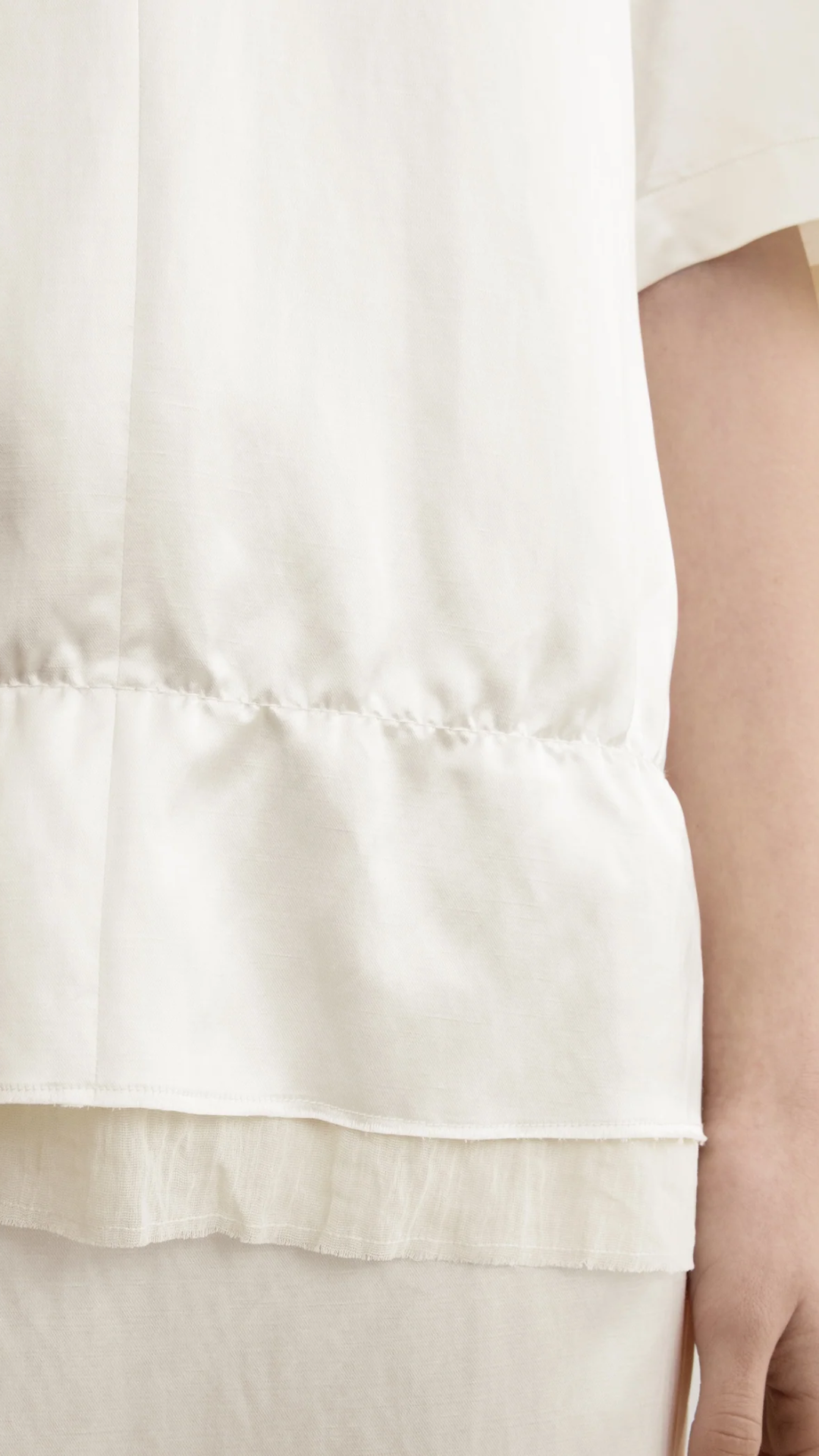 Toteme V-Neck Satin Pullover in White