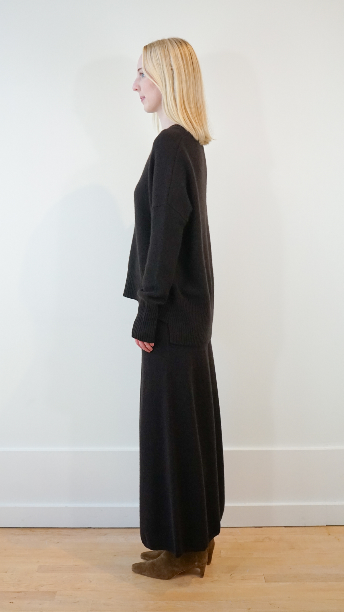 Lisa Yang Mila Sweater in Dark Oak