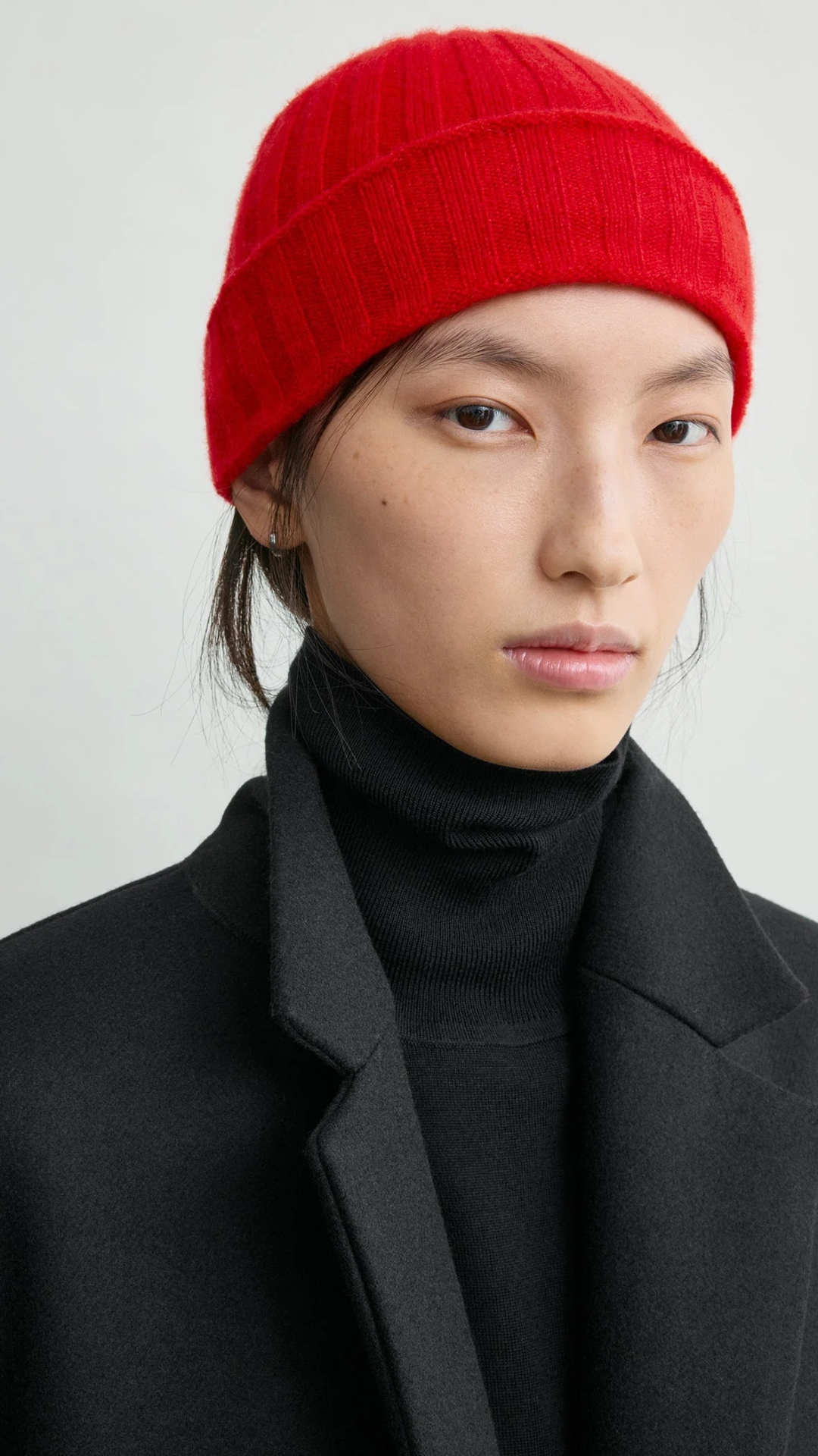 Toteme Cashmere Beanie in Poppy