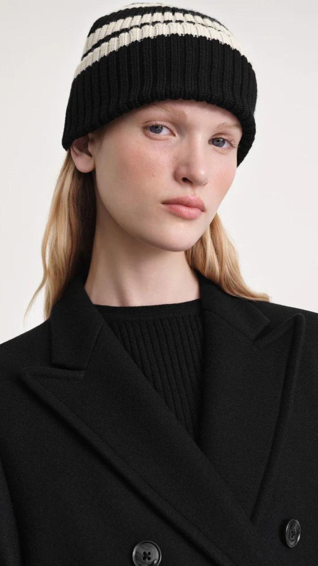 Toteme Signature Stripe Beanie